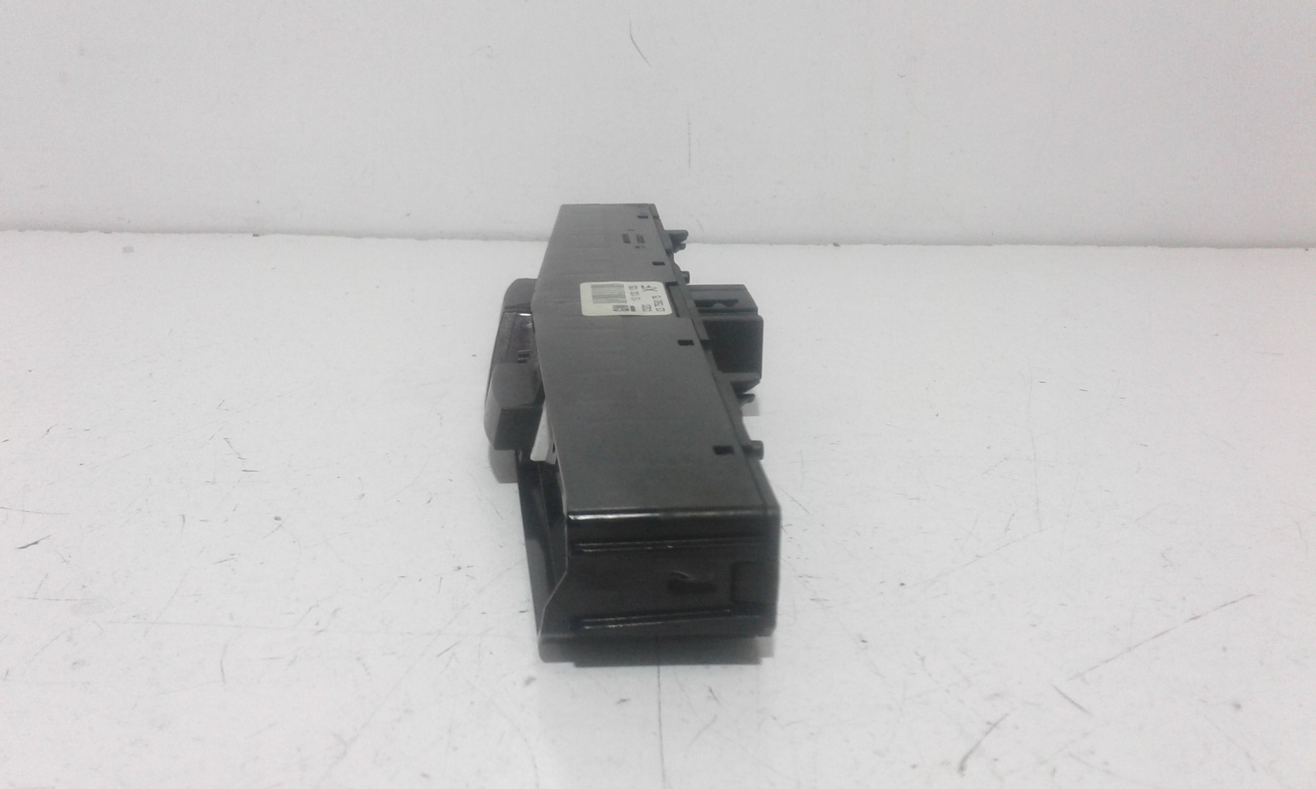 Pulsante luci di emergenza OPEL Astra H S. Wagon