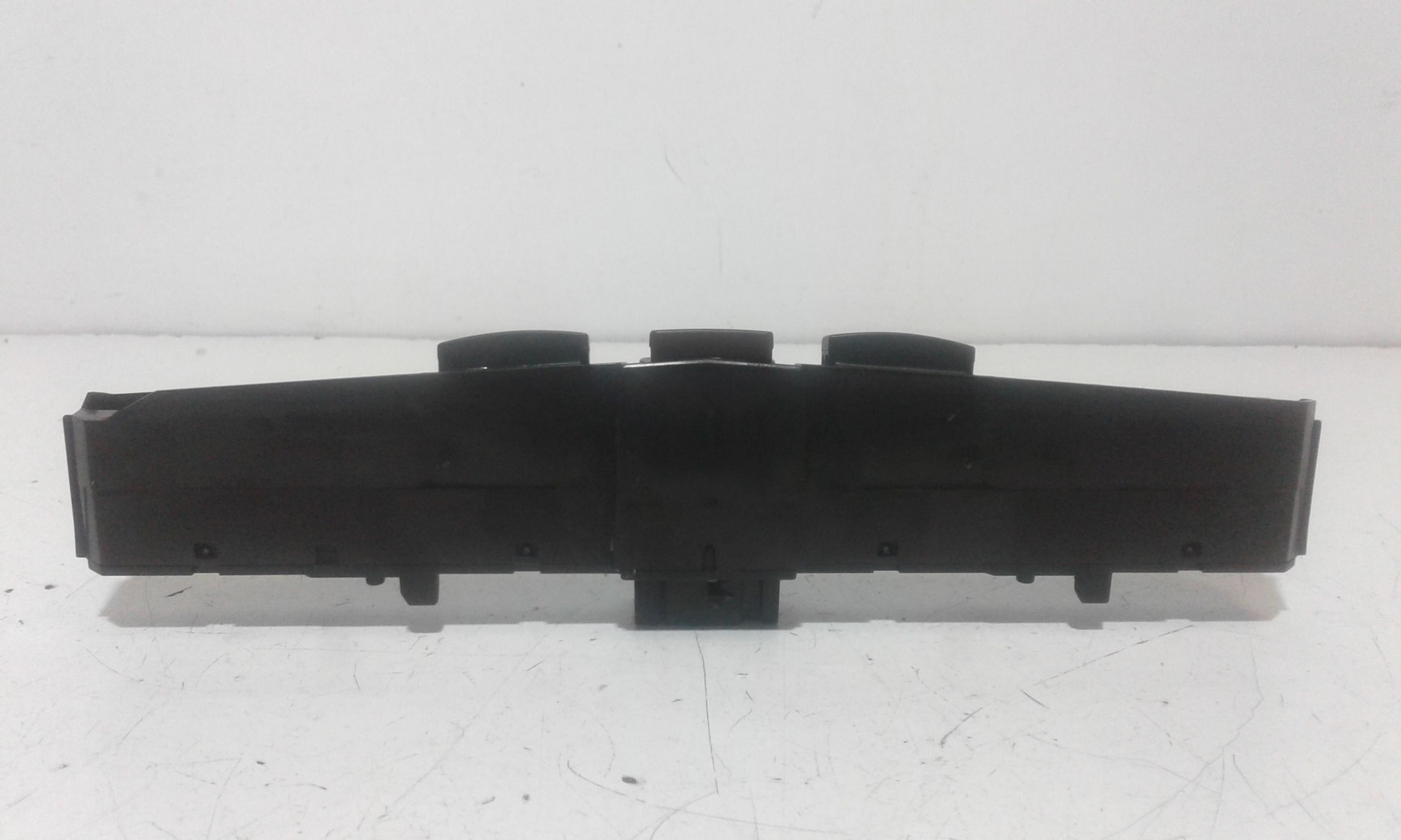 Pulsante luci di emergenza OPEL Astra H S. Wagon