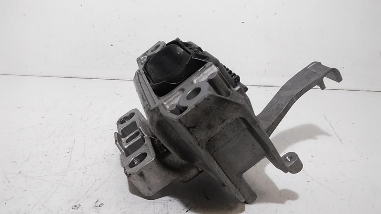Supporto motore VOLKSWAGEN T-Roc Serie