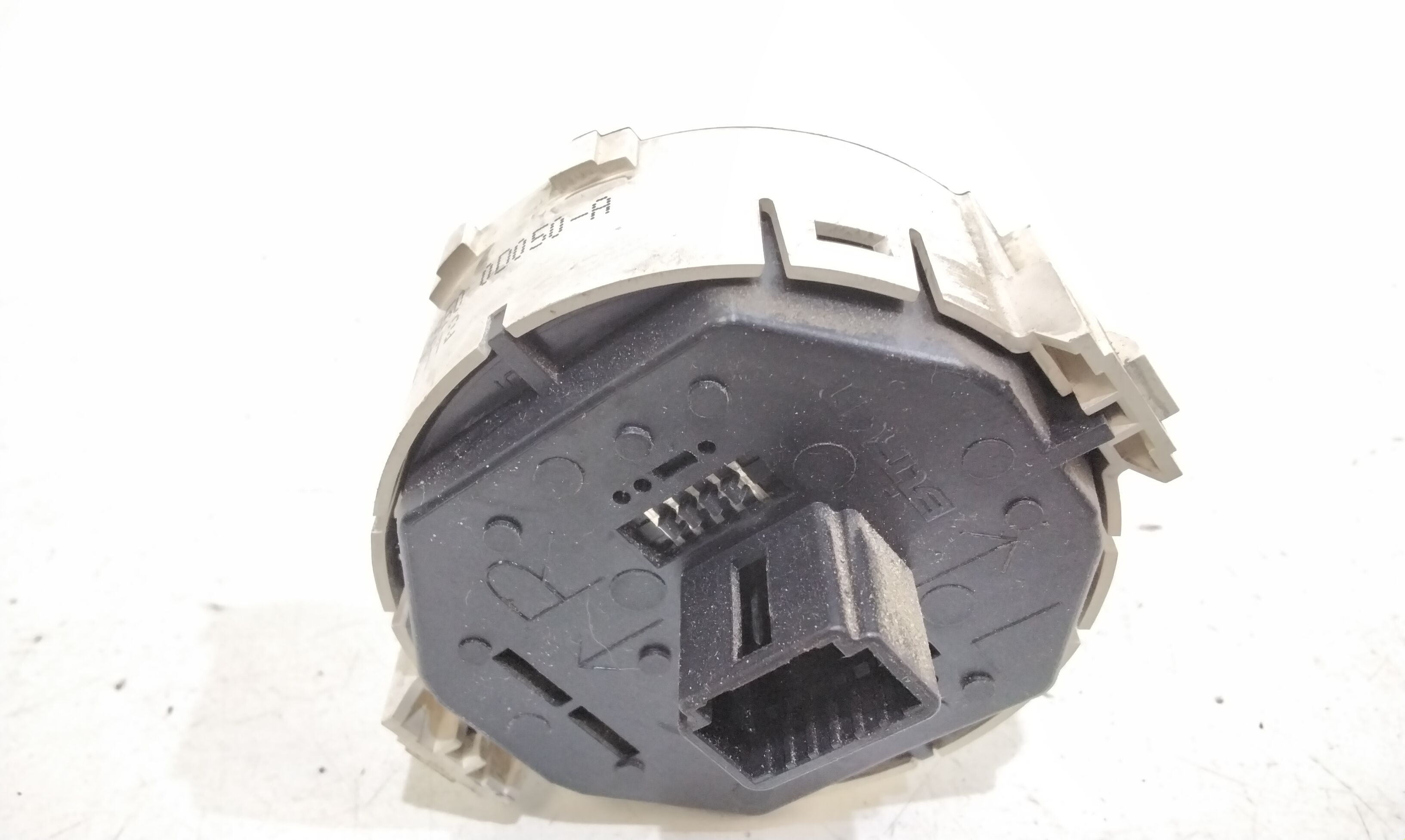 Pulsante luci di emergenza TOYOTA Yaris Serie