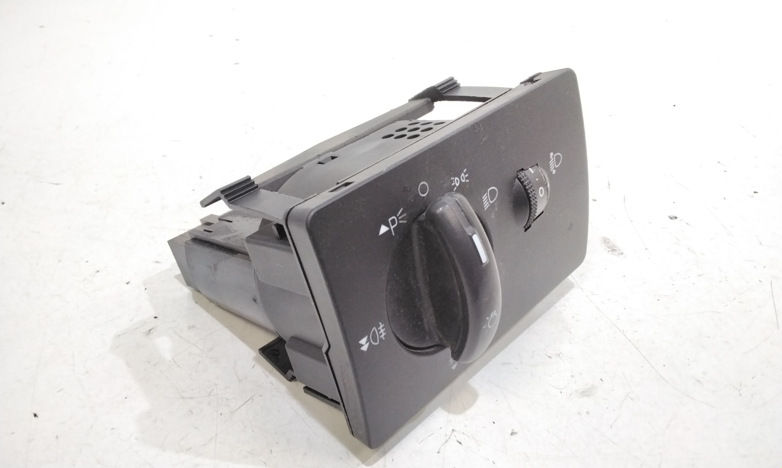 Interruttore comando luci FORD Focus Berlina 4 Serie