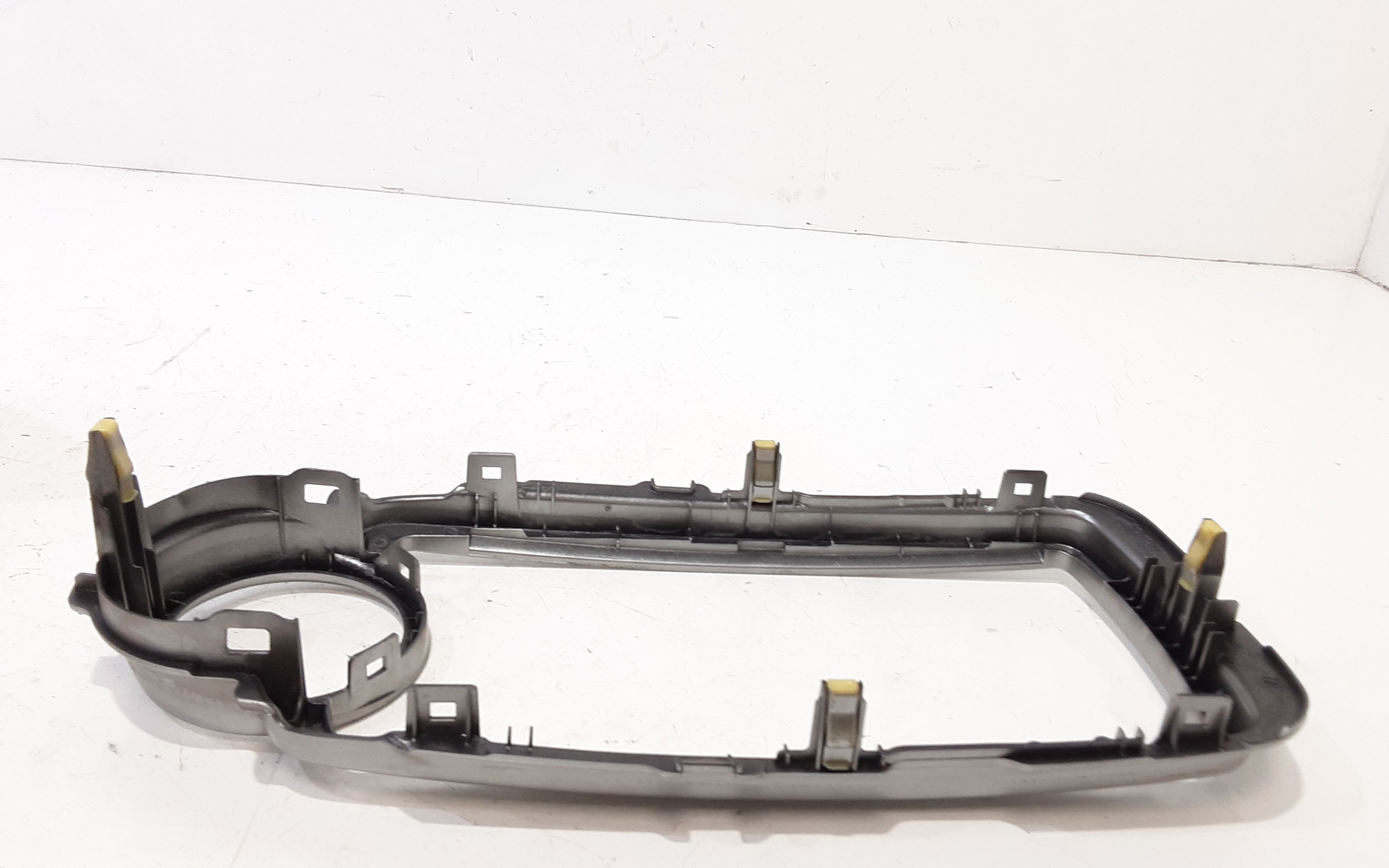 Modanatura Centrale Cruscotto TOYOTA Yaris Serie