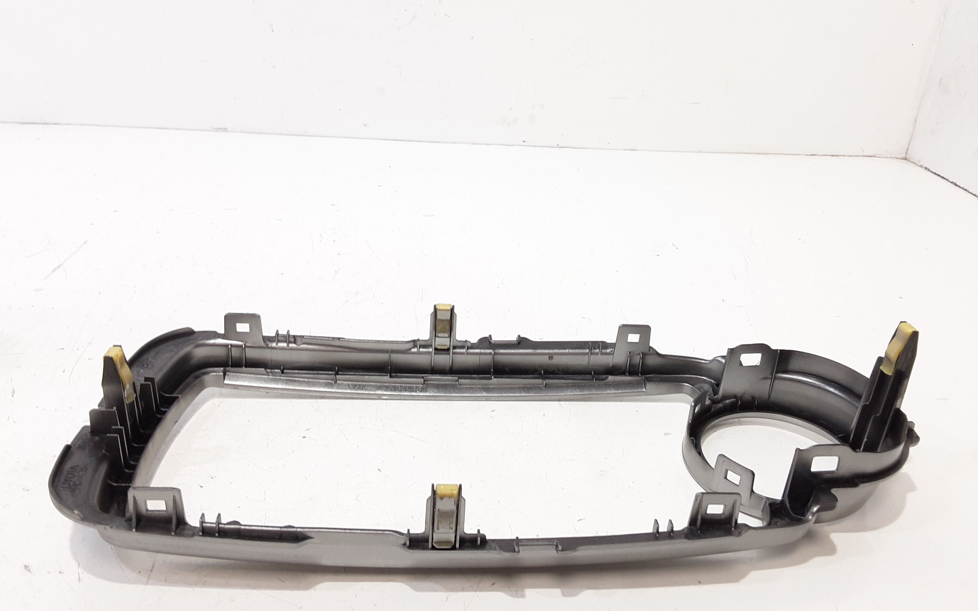 Modanatura Centrale Cruscotto TOYOTA Yaris Serie