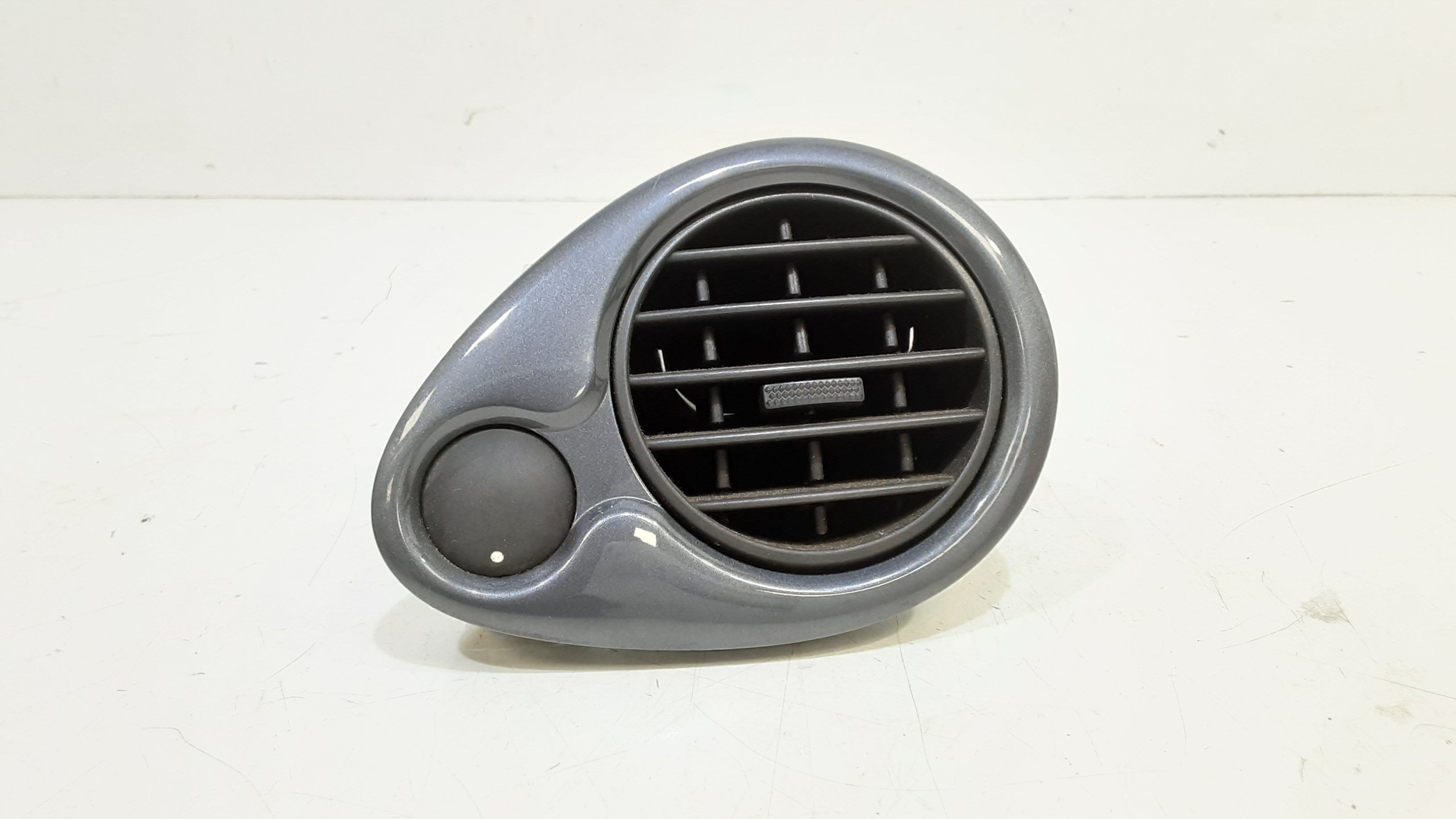 Bocchetta aria cruscotto lato passeggero RENAULT Clio Serie (04>08)