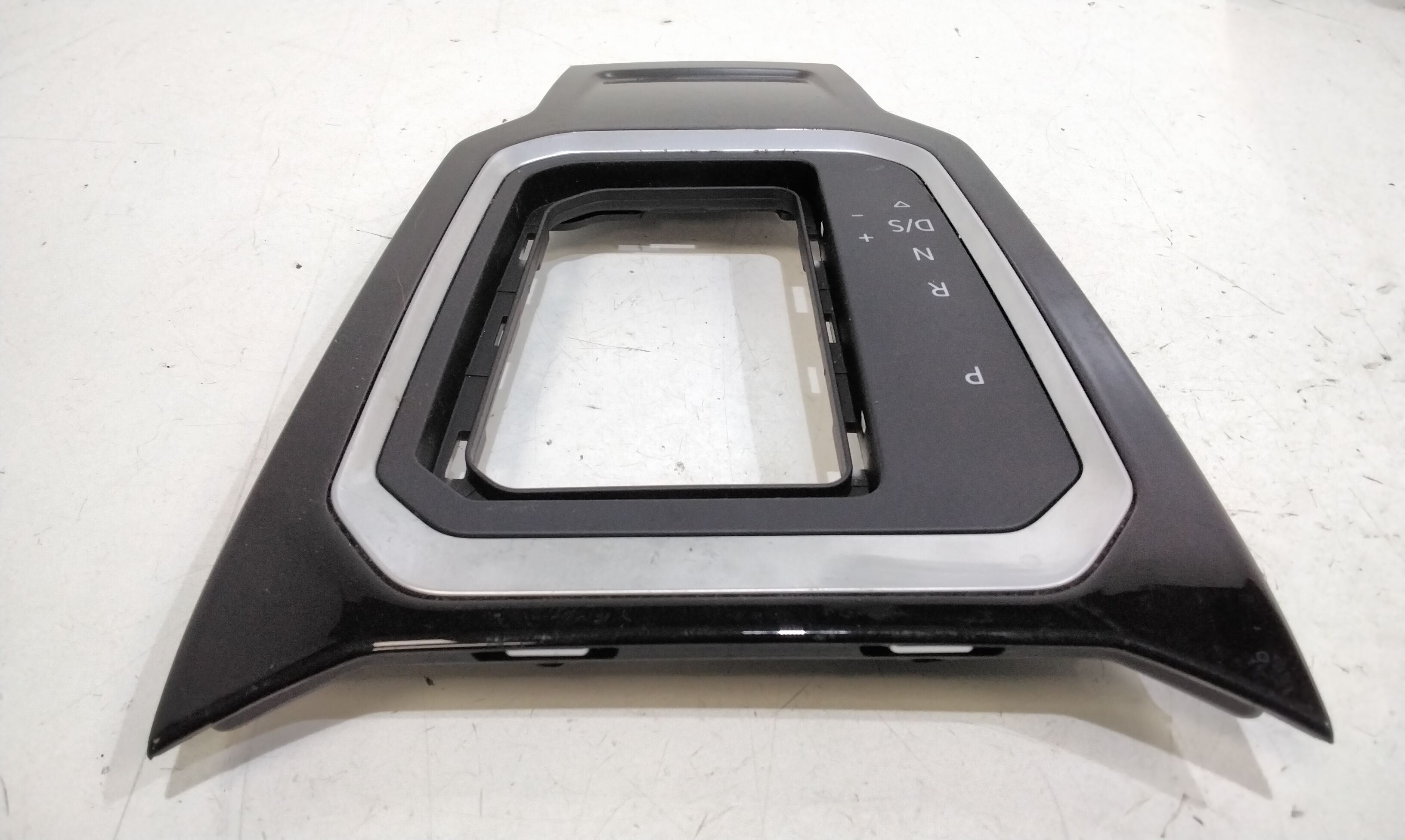 Cover plastica leva marce VOLKSWAGEN T-Roc Serie