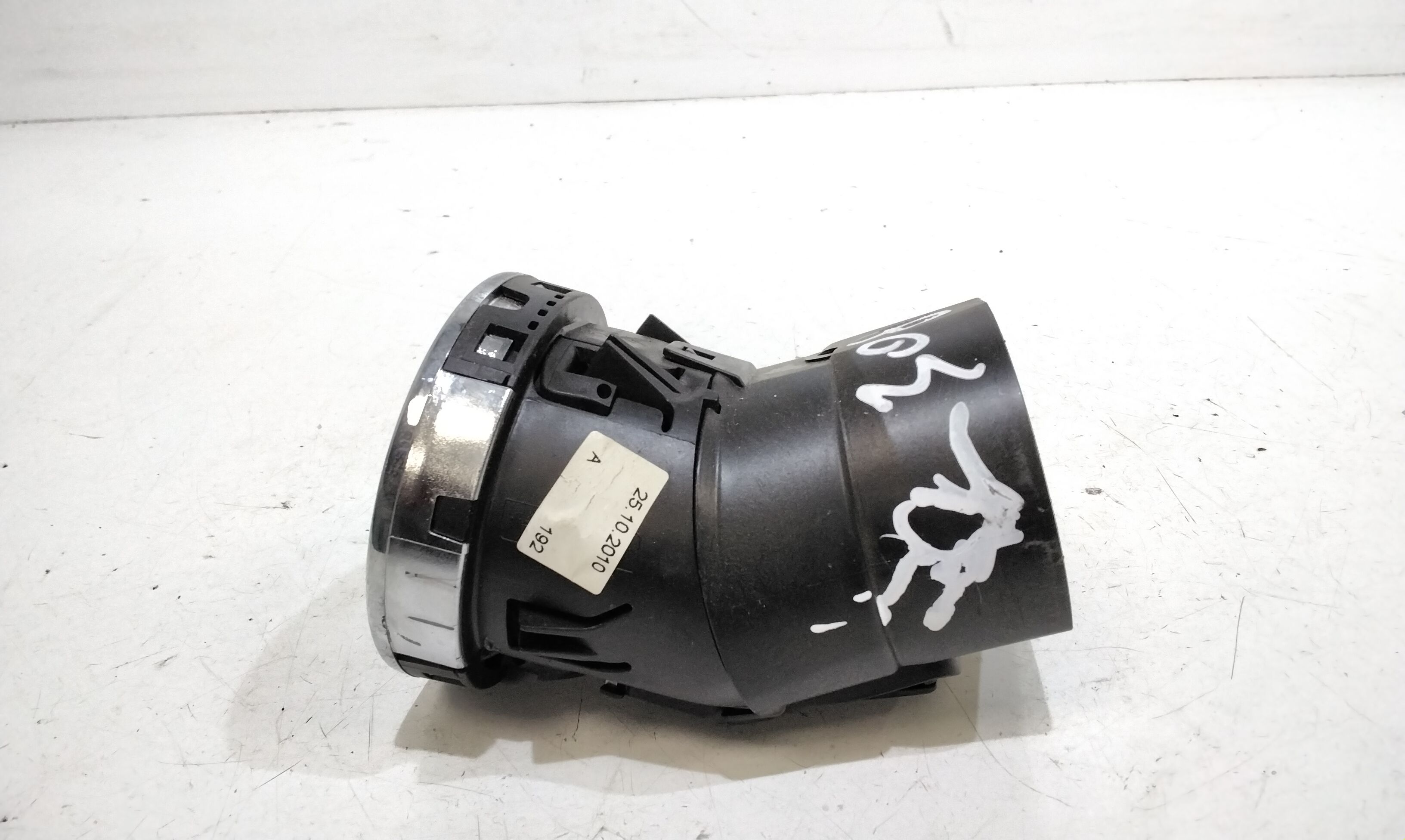 Bocchetta aria cruscotto lato guida PEUGEOT 308 S. Wagon (08>14)