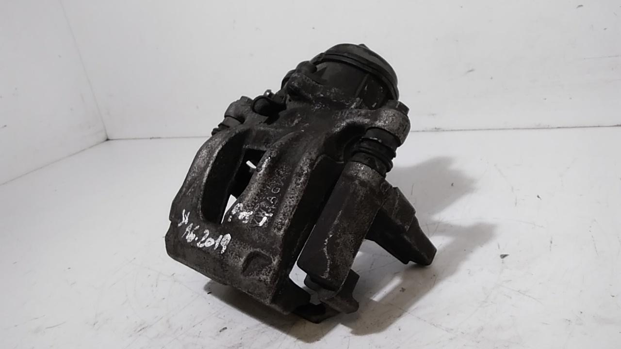 Pinza Freno posteriore Sinistra AUDI A4 Avant (8W5)