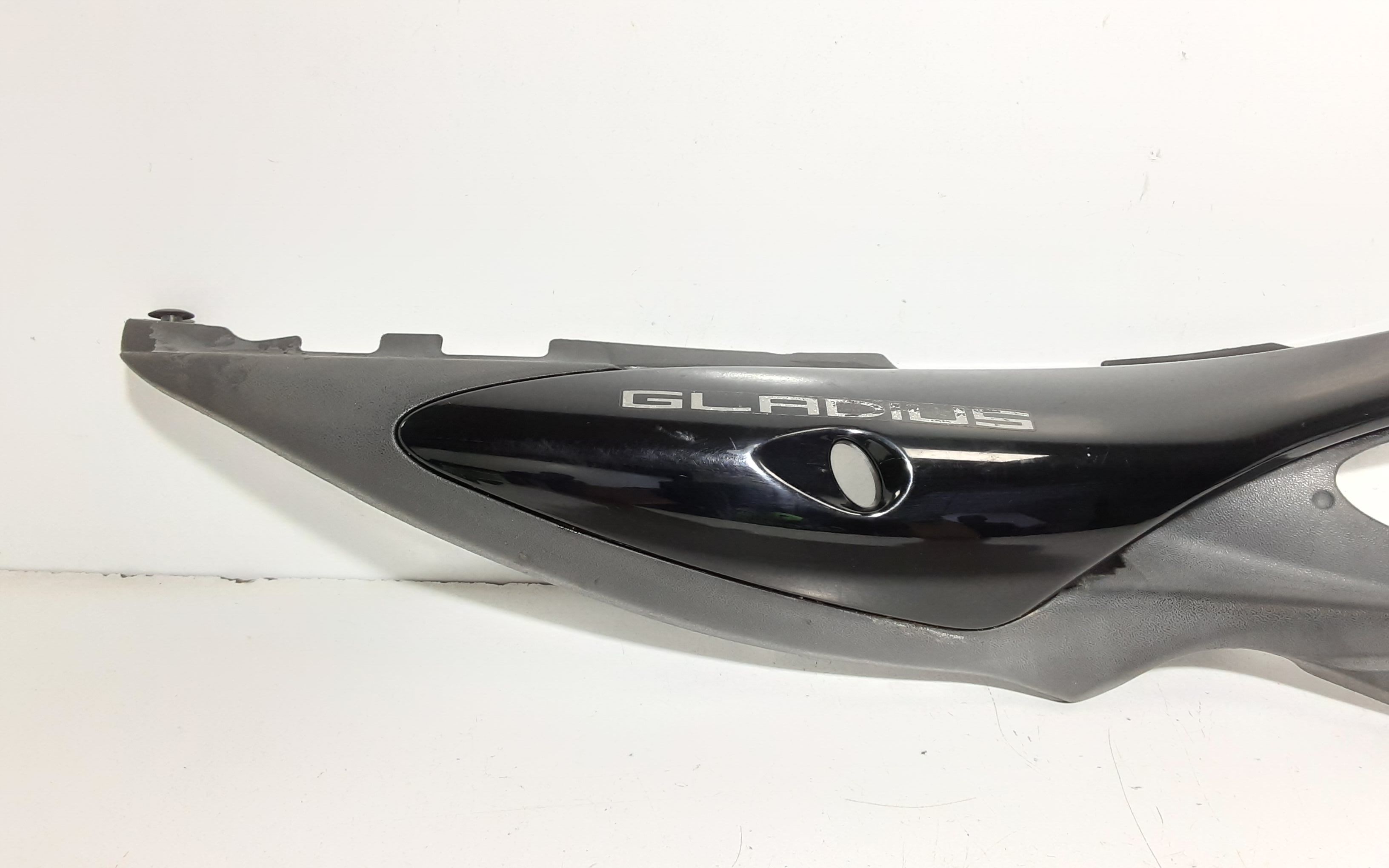 Carena posteriore DX SUZUKI Gladius 650cc SFV (09>15)