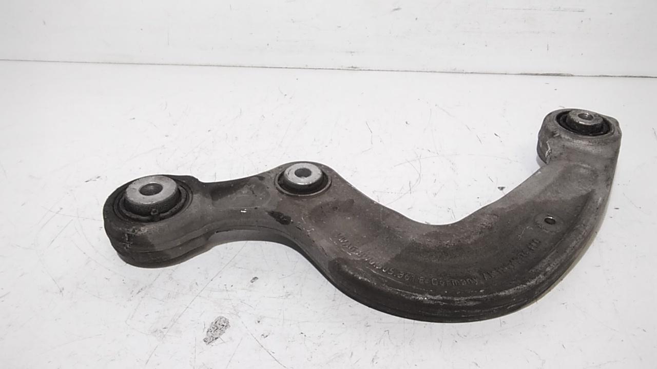 Braccio oscillante assale posteriore SX AUDI A4 Avant (8W5)