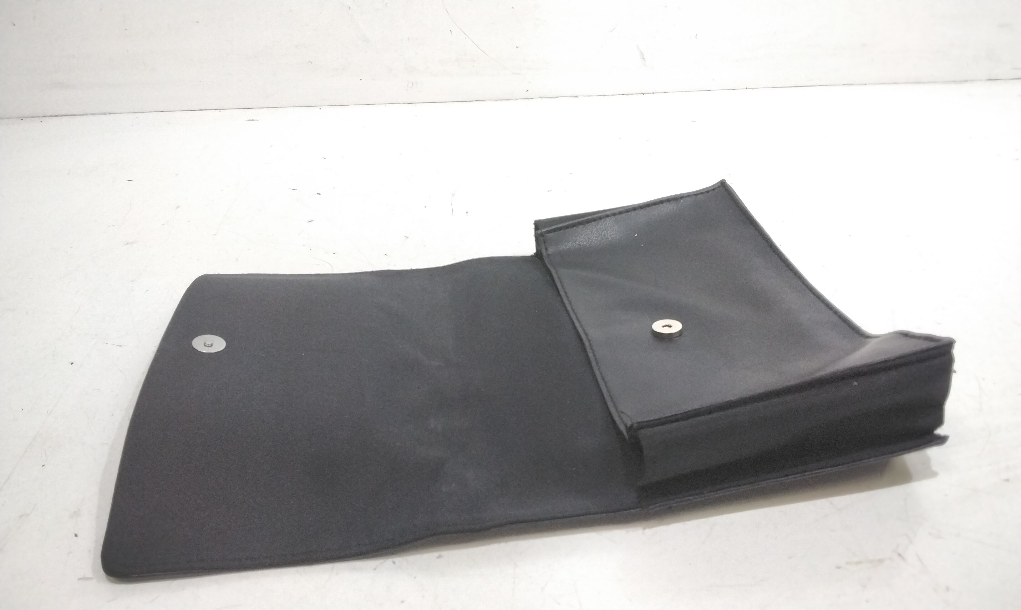 Custodia porta documenti NISSAN Juke 1 Serie