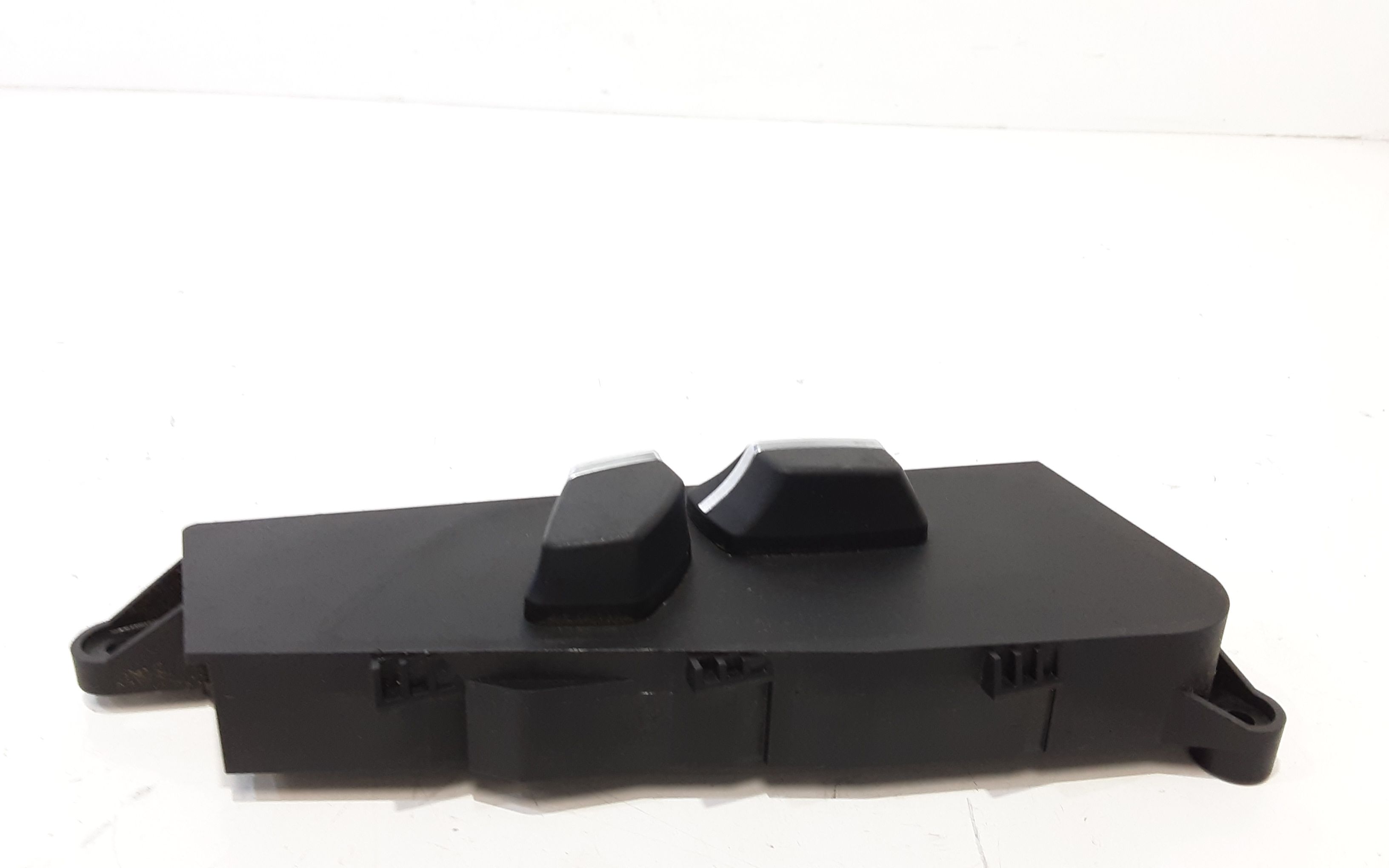 Interruttore pulsante regolatore sedile SX BMW Serie 5 Touring F10