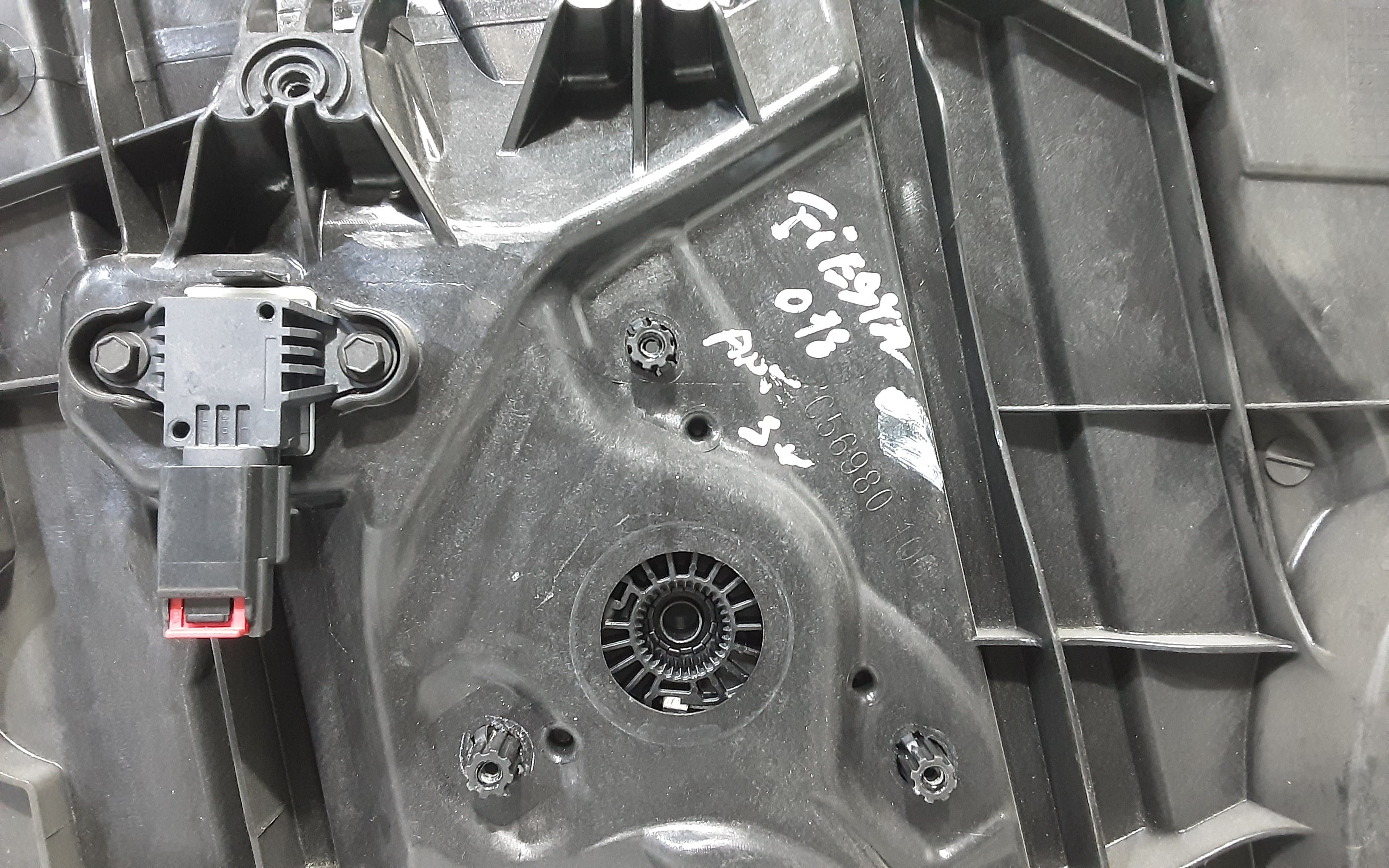 Cremagliera anteriore sinistra Guida FORD Fiesta 7 Serie