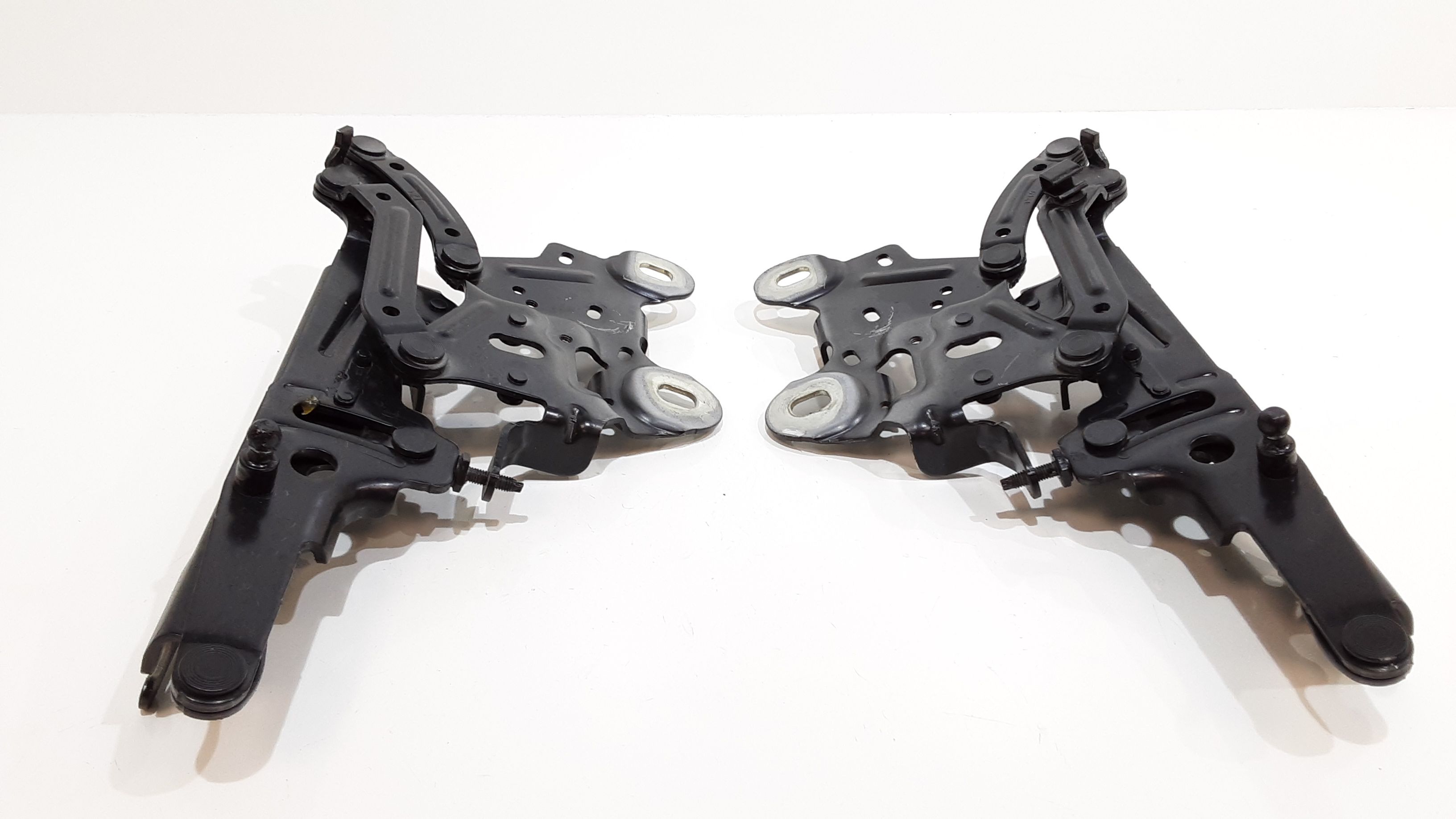 Cerniere cofano anteriore dx e sx BMW X2 F39