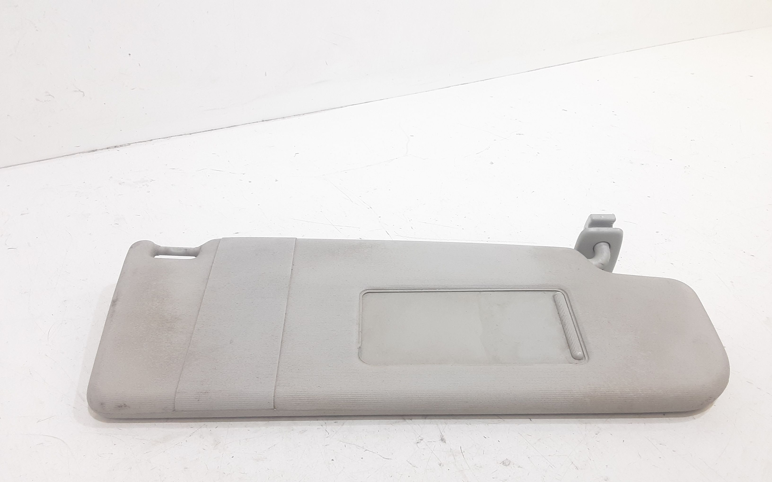 Parasole aletta Lato Passeggero VOLKSWAGEN Golf 5 Plus (04>13)