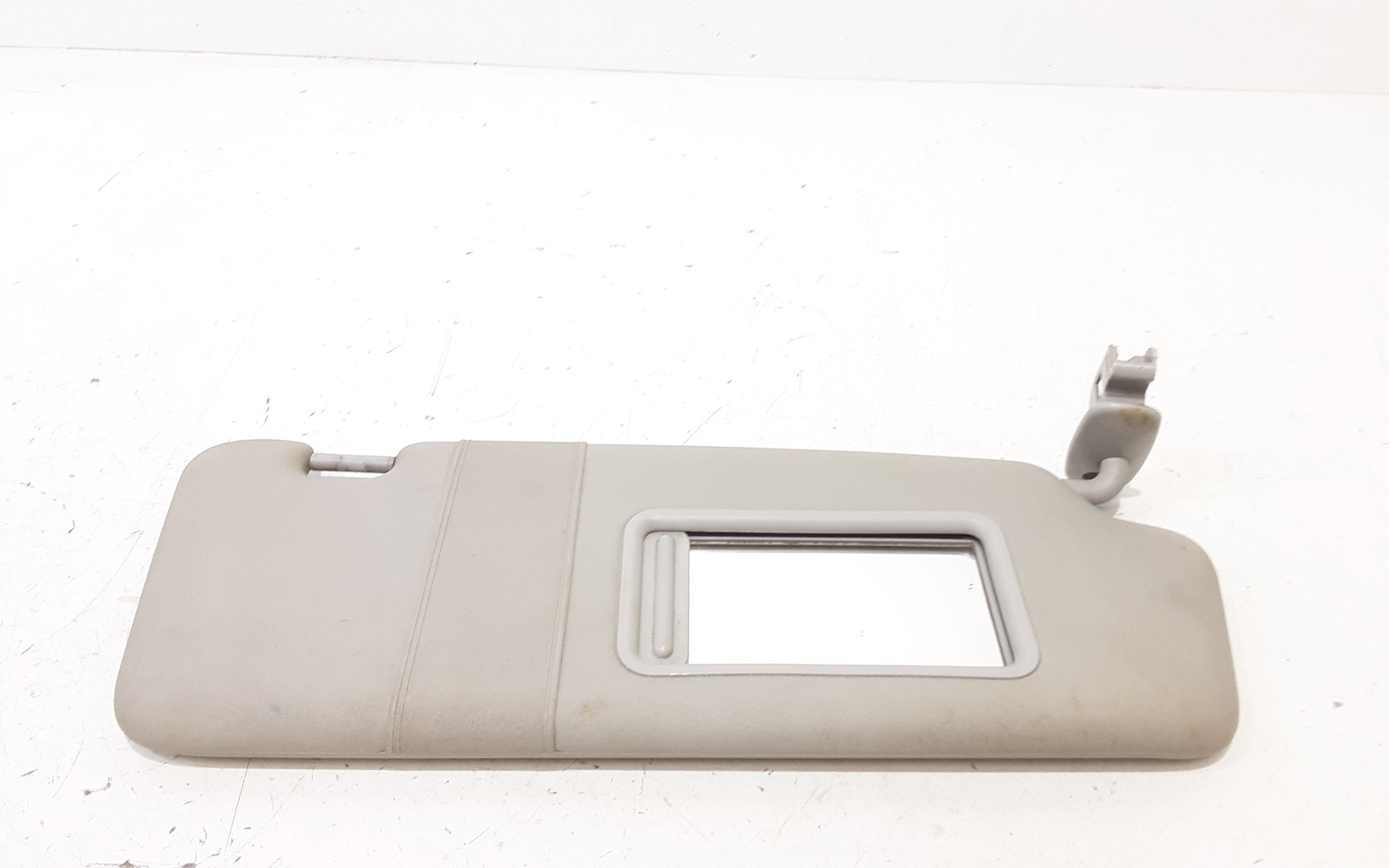 Parasole aletta Lato Passeggero AUDI A3 Serie (8P1) (05>08)