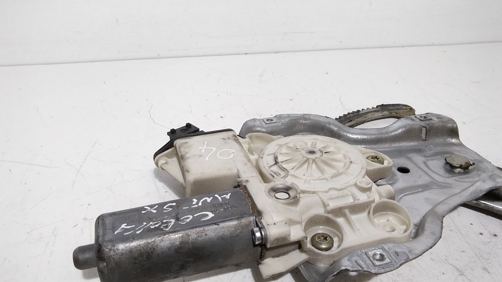 Cremagliera anteriore sinistra Guida TOYOTA Corolla Berlina 3 Serie 3-5P