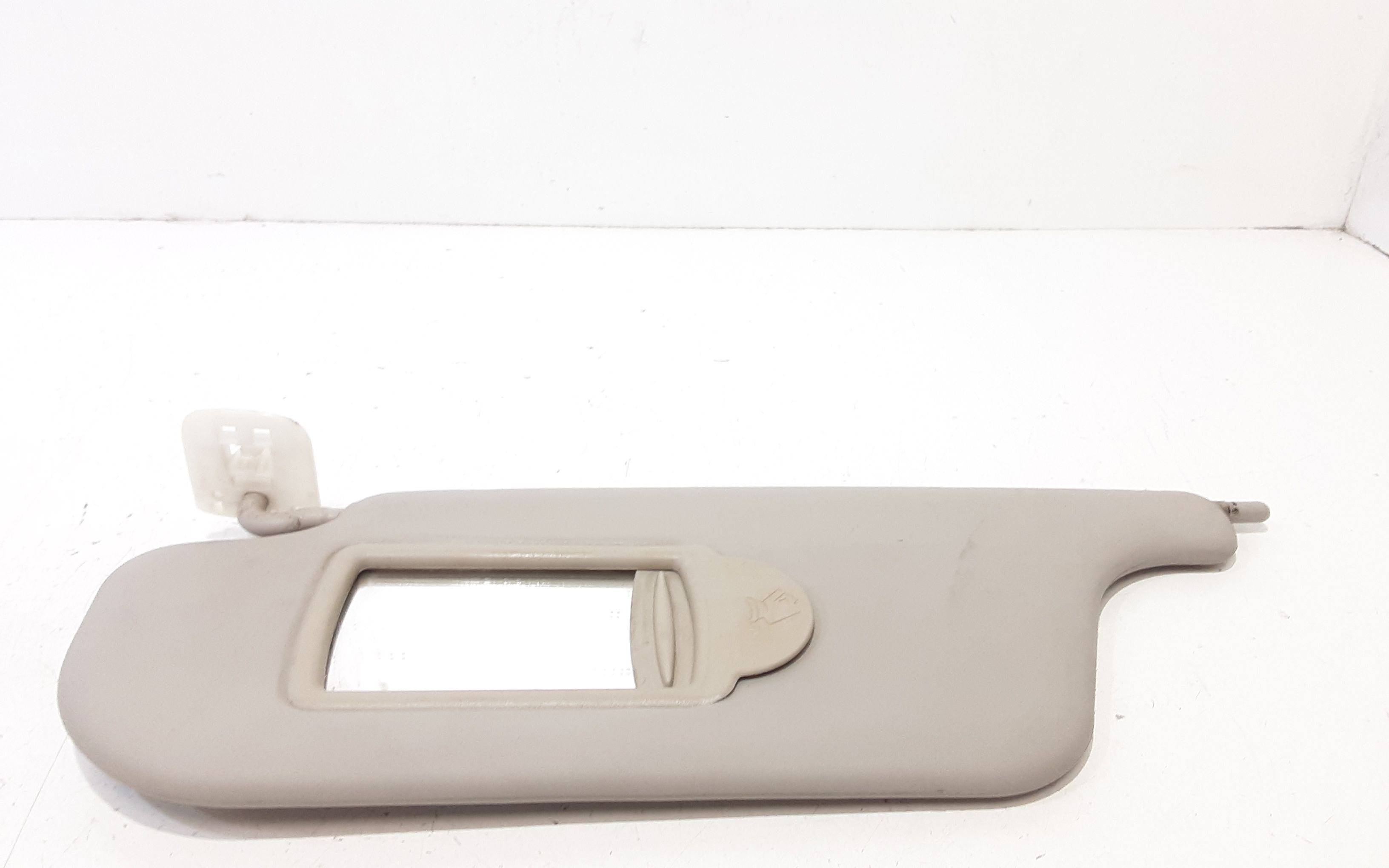 Parasole aletta anteriore Lato Guida RENAULT Clio Serie (04>08)