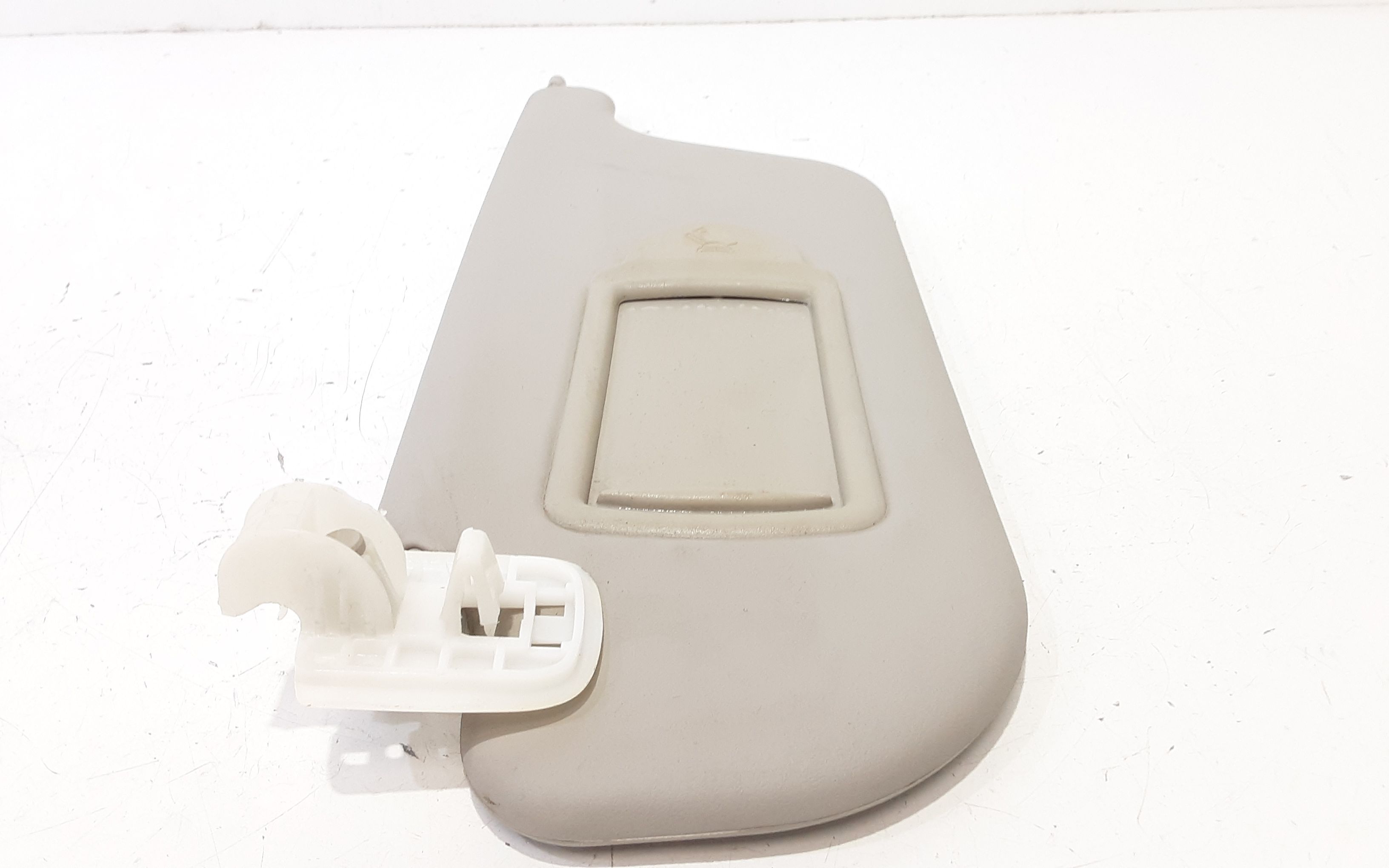 Parasole aletta anteriore Lato Guida RENAULT Clio Serie (04>08)