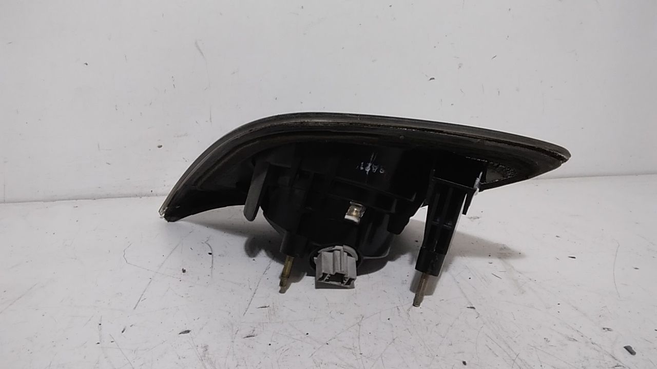 Stop Posteriore Destro Integrato nel Portello MAZDA 3 Berlina Serie (03>09)