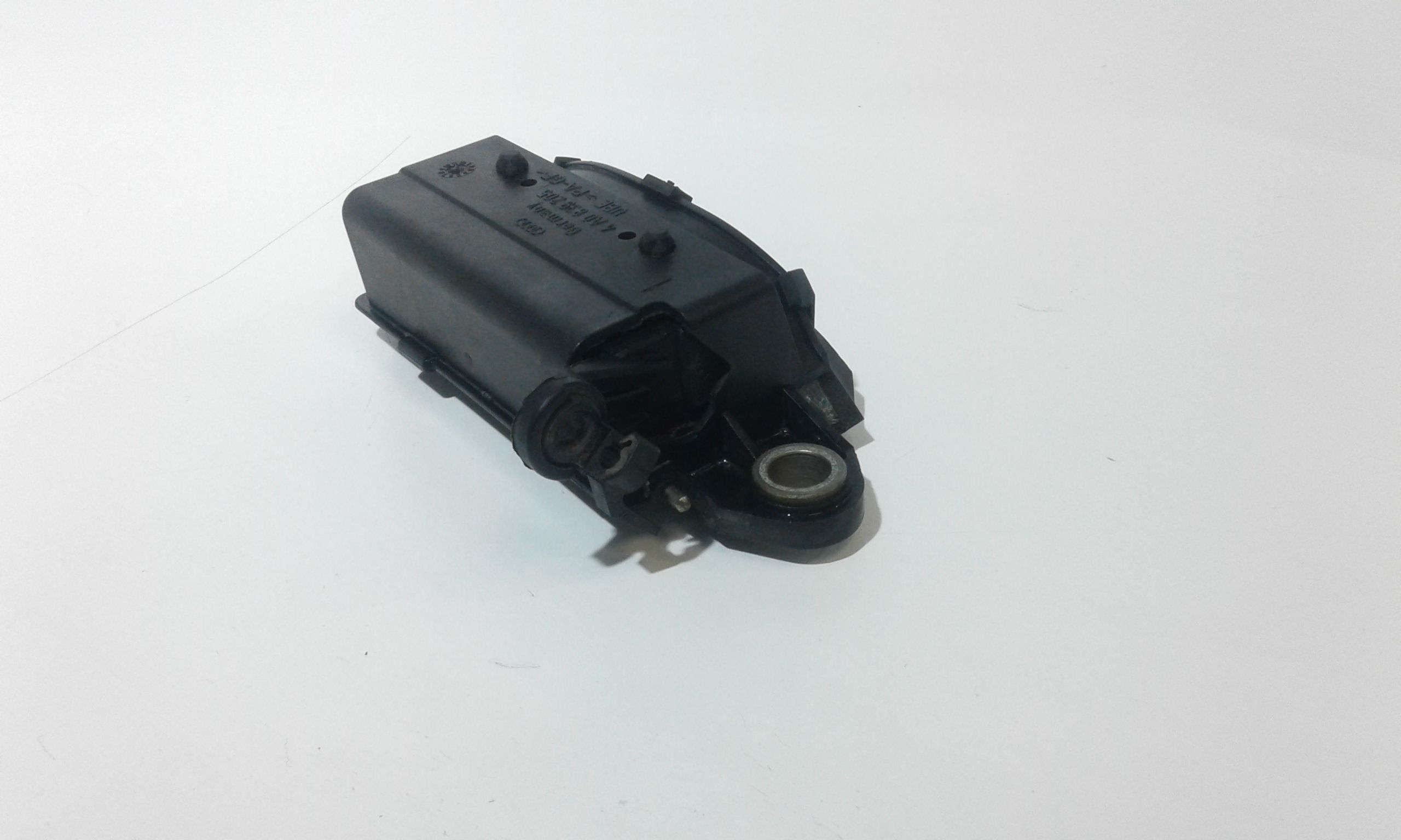 Maniglia esterna Posteriore Sinistra AUDI A4 Avant (8E) 1 serie