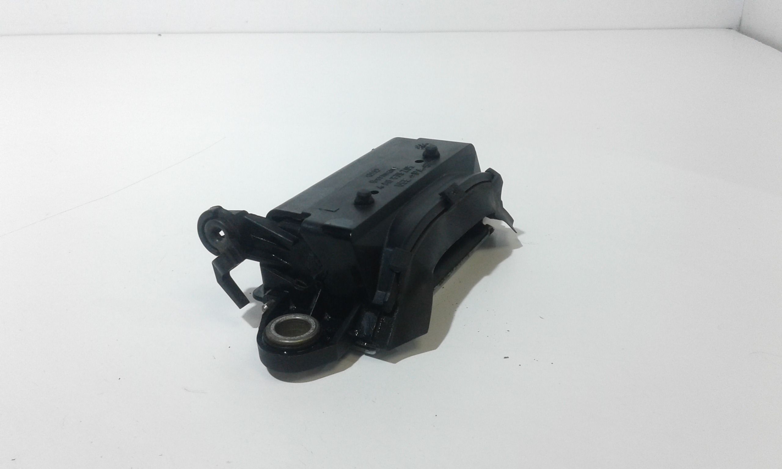 Maniglia esterna Posteriore Sinistra AUDI A4 Avant (8E) 1 serie