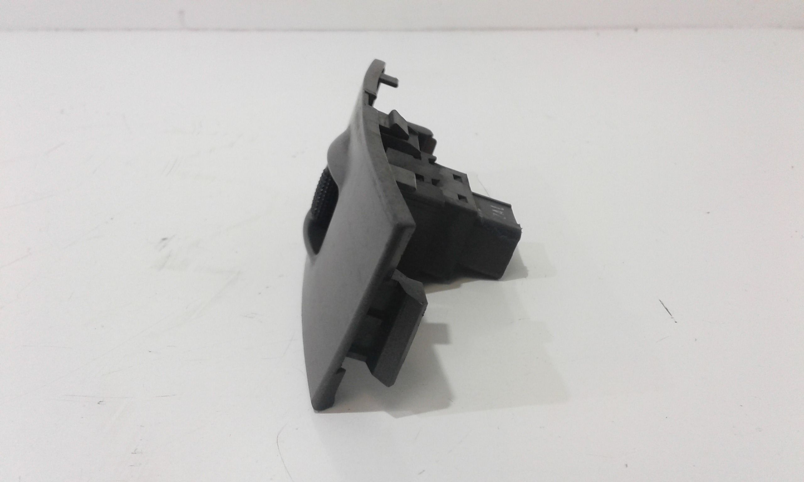 Pulsantiera Posteriore Sinistra HYUNDAI Matrix 1 Serie