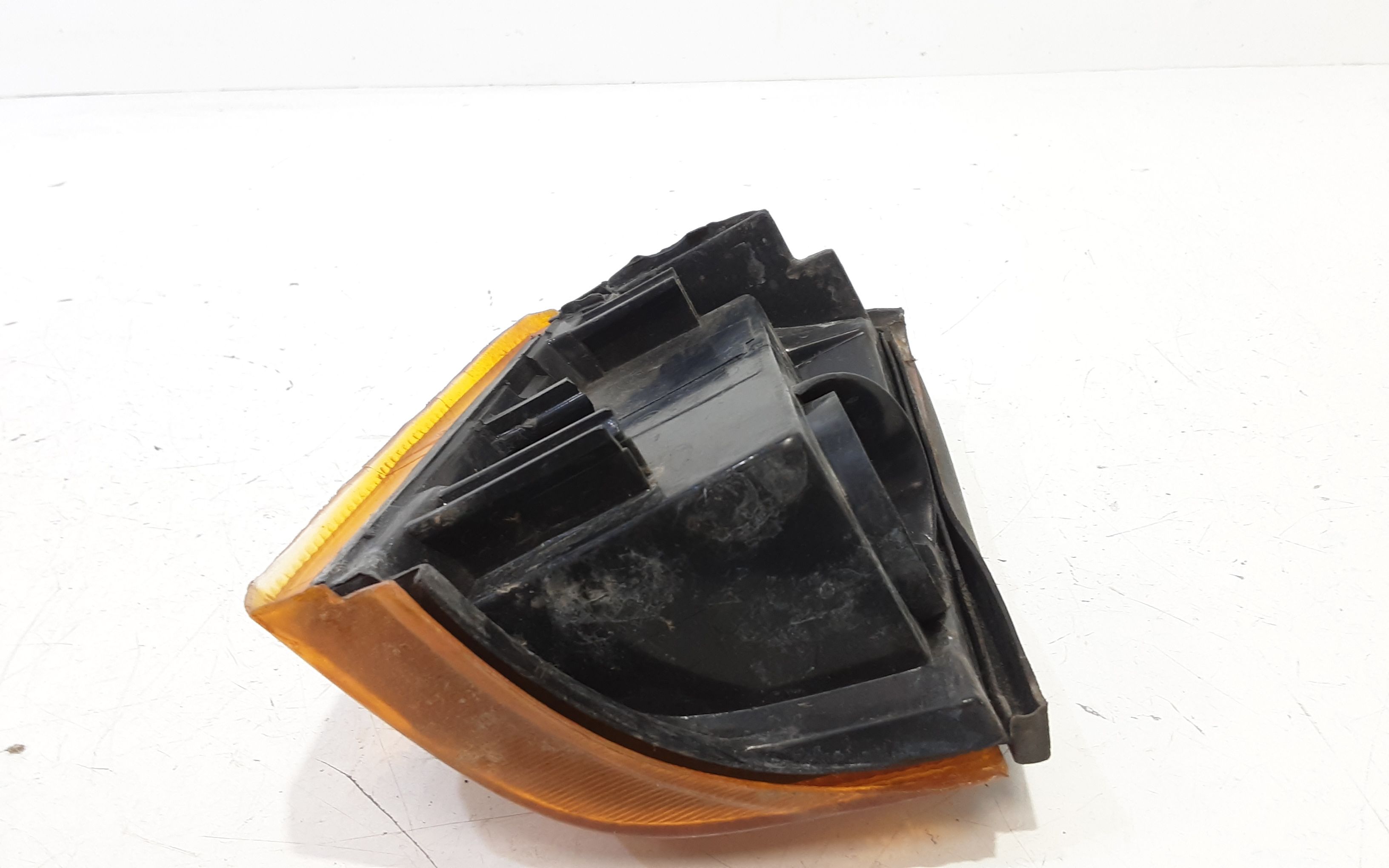 Freccia fanalino ant DX lato passeggero FIAT Tipo Serie (88>96)