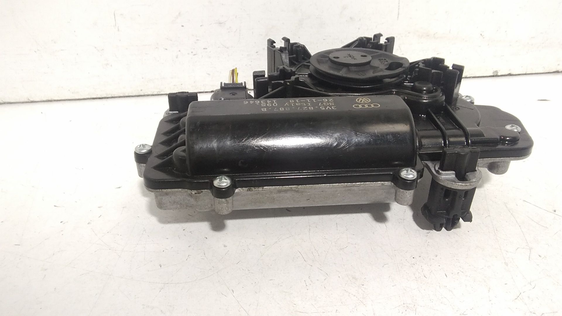 Motorino apertura bagagliaio posteriore AUDI Q5 Serie (FYB) (17>)