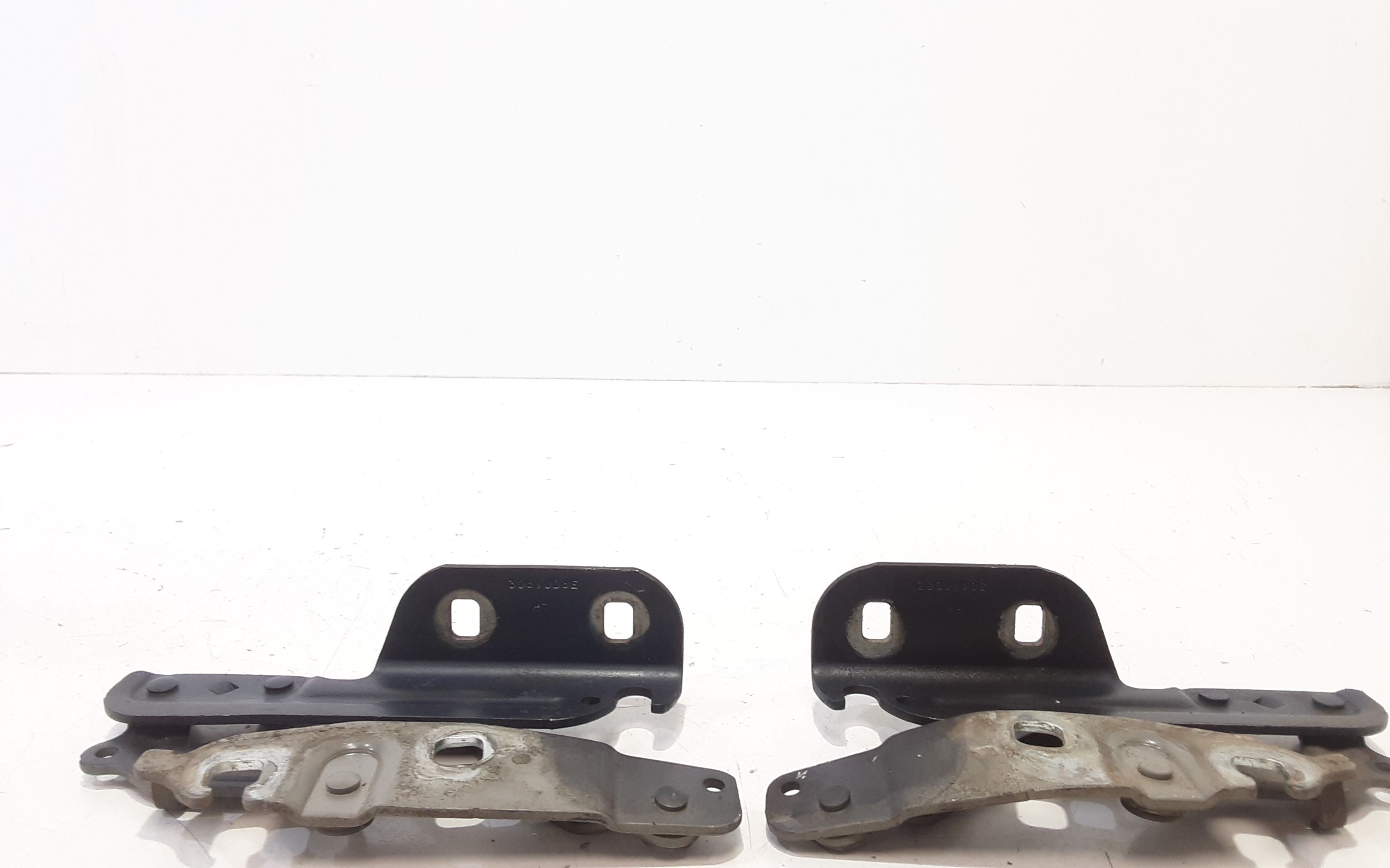 Cerniere cofano anteriore dx e sx FORD Fiesta 6 Serie