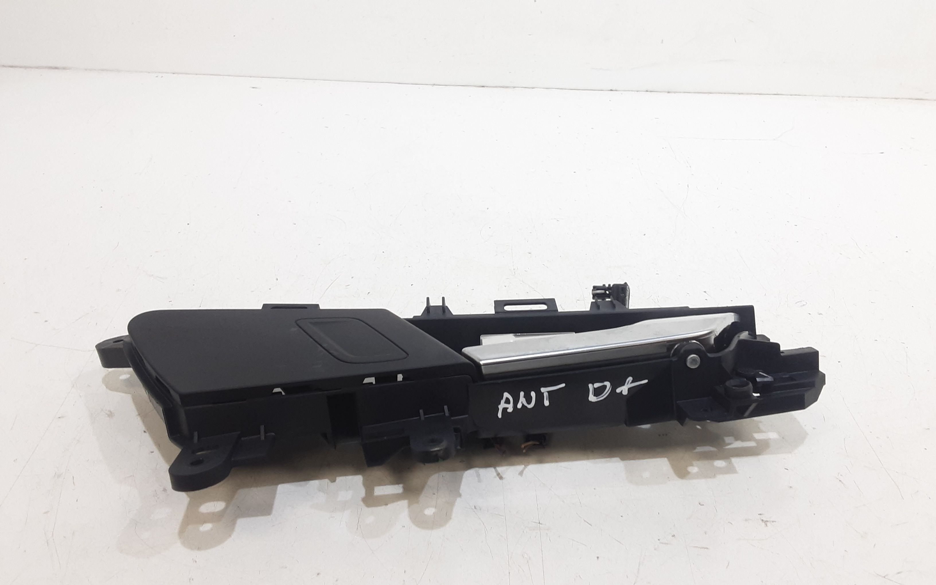 Maniglia interna Anteriore Destra AUDI Q5 Serie (FYB) (17>)