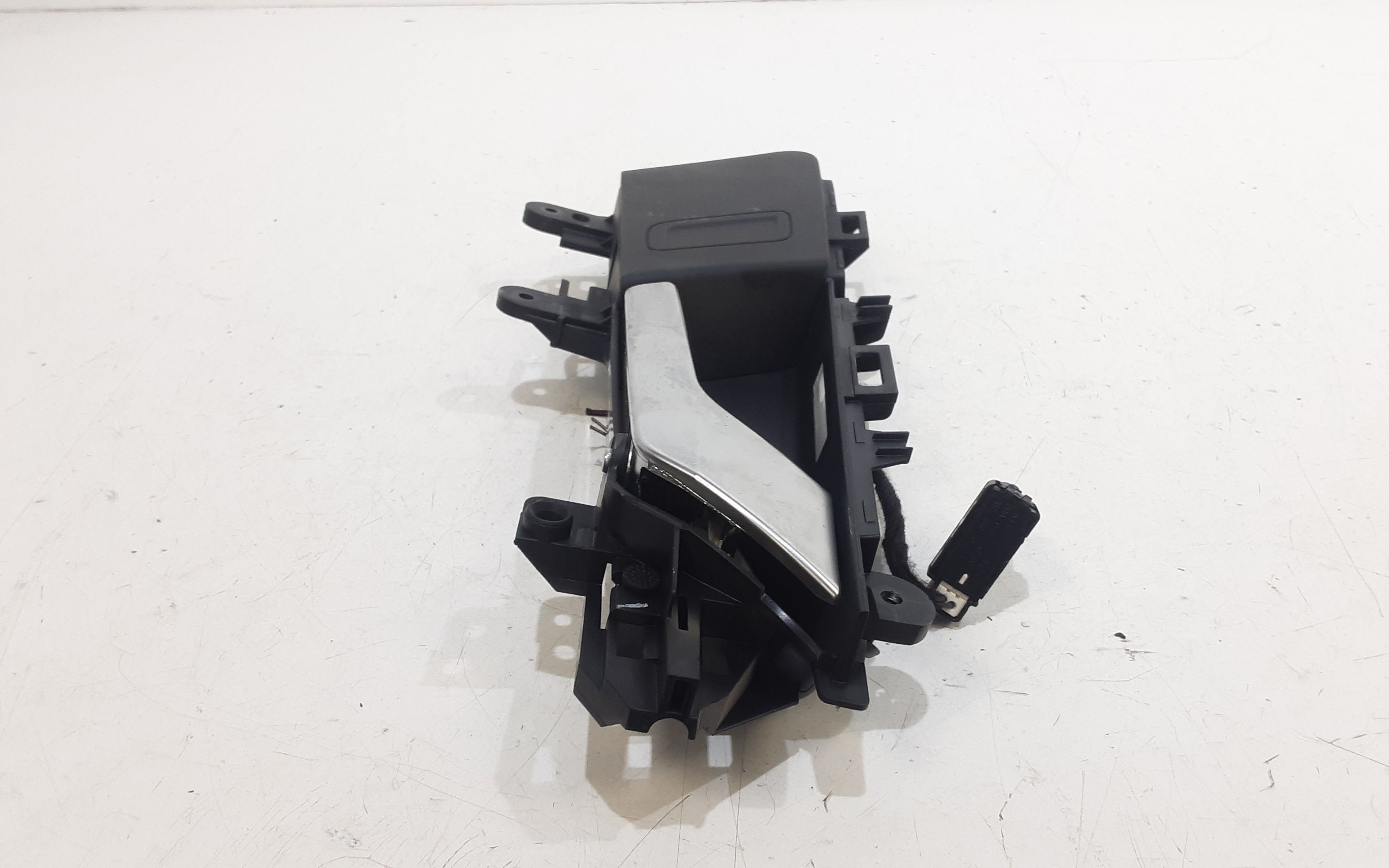 Maniglia interna Anteriore Destra AUDI Q5 Serie (FYB) (17>)