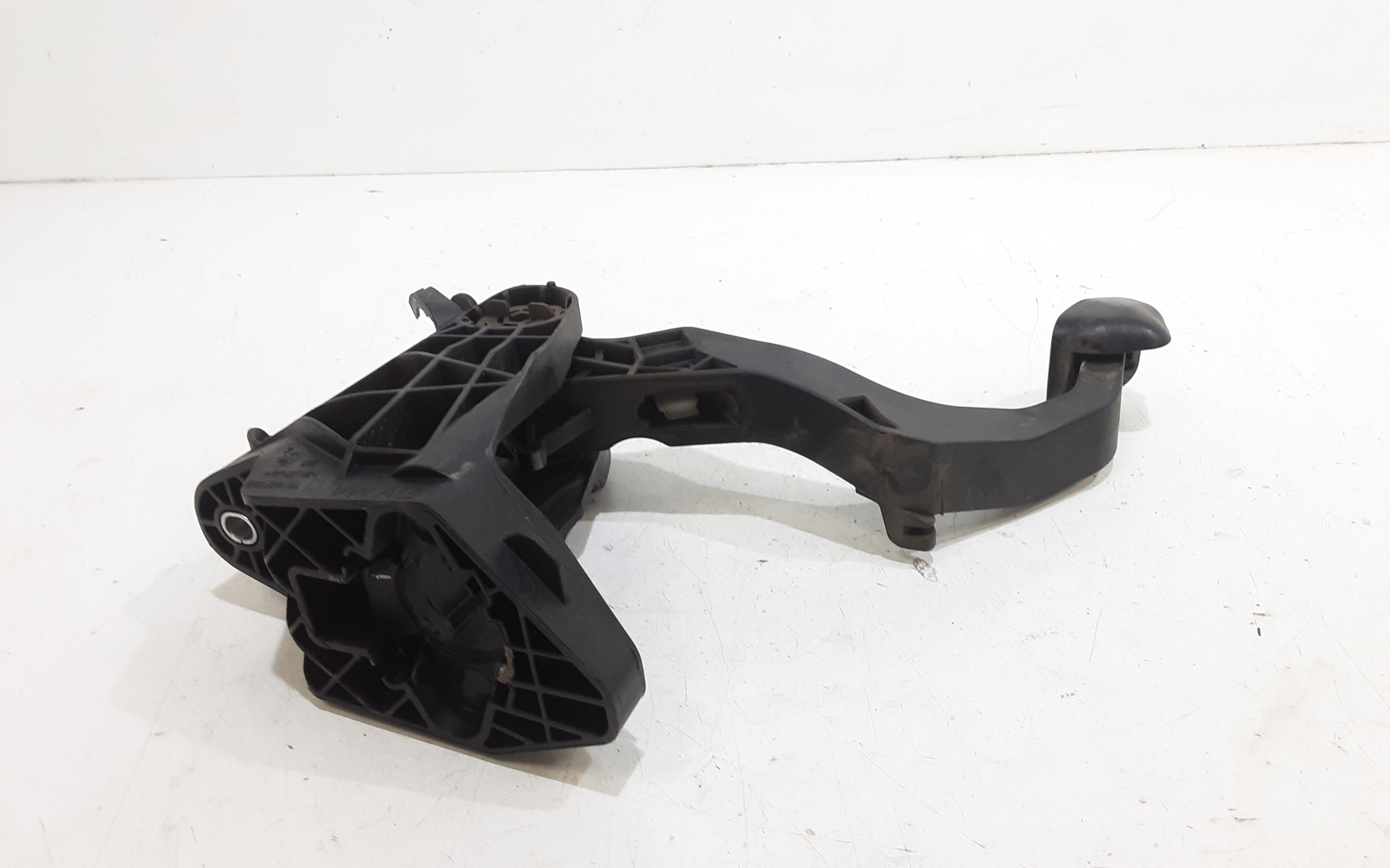 Pedale frizione VOLKSWAGEN Polo 5 Serie