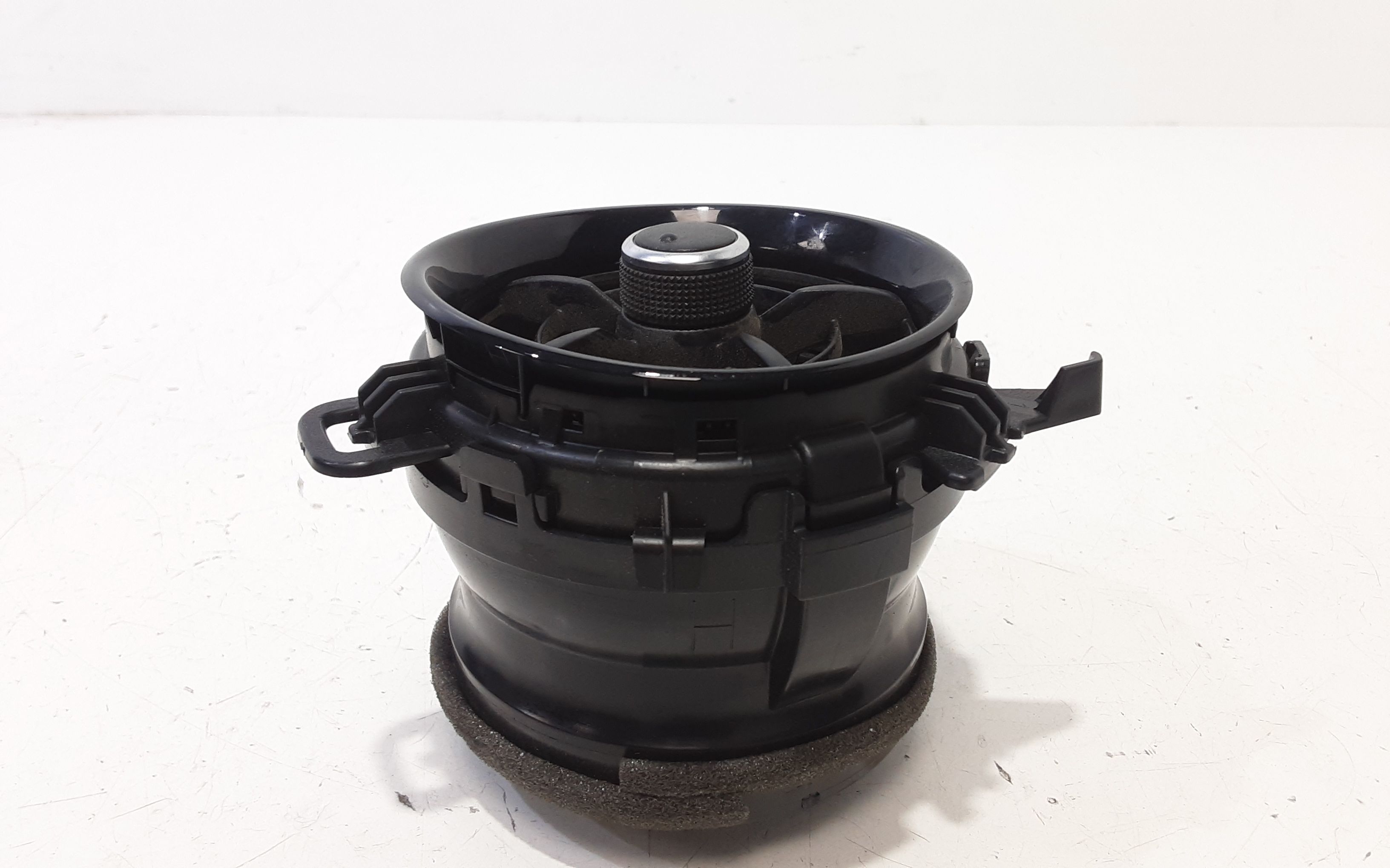 Bocchetta aria cruscotto lato guida TOYOTA Yaris Serie (17>)