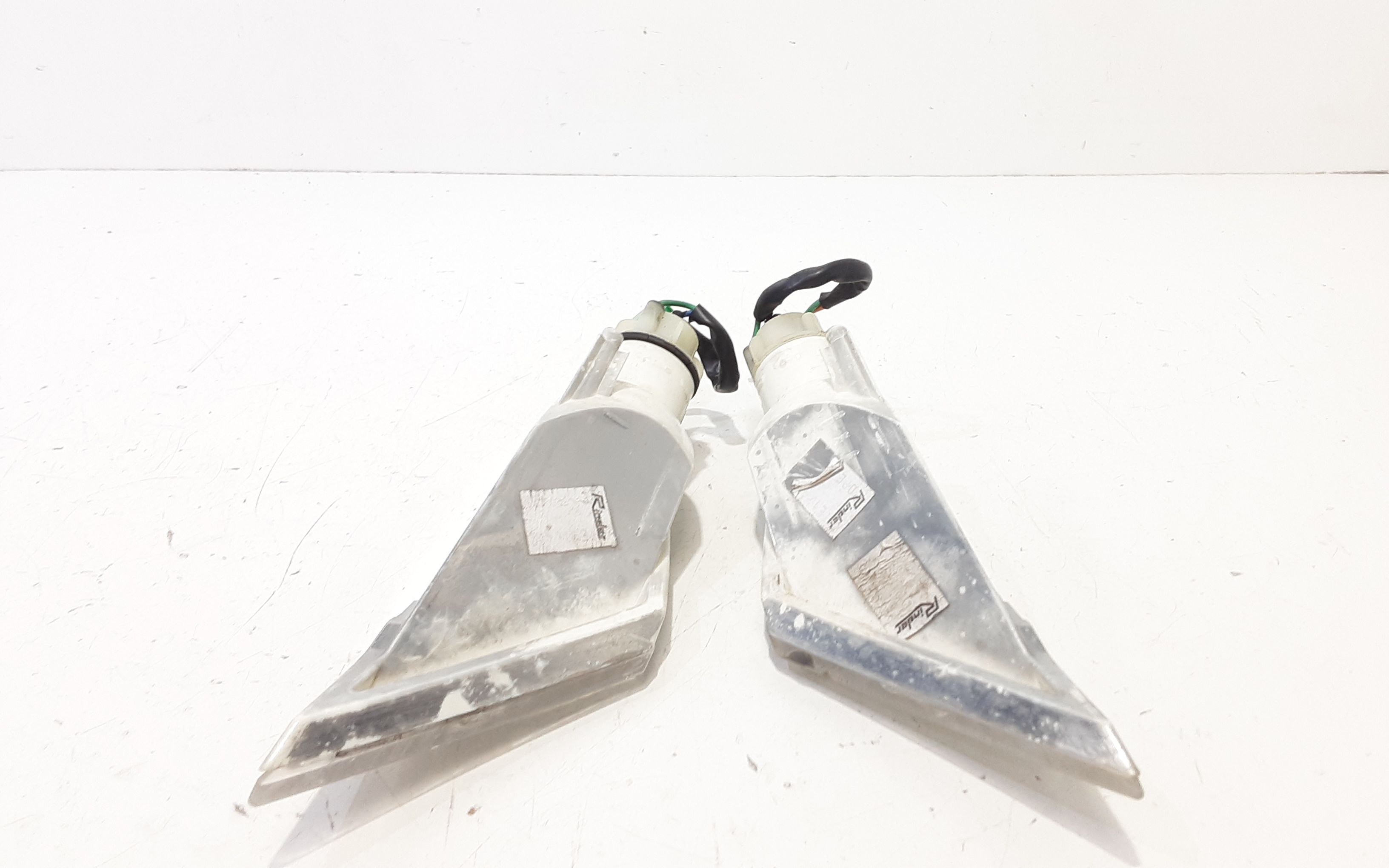 Coppia frecce anteriori PEUGEOT Geopolis 300cc (10>13)