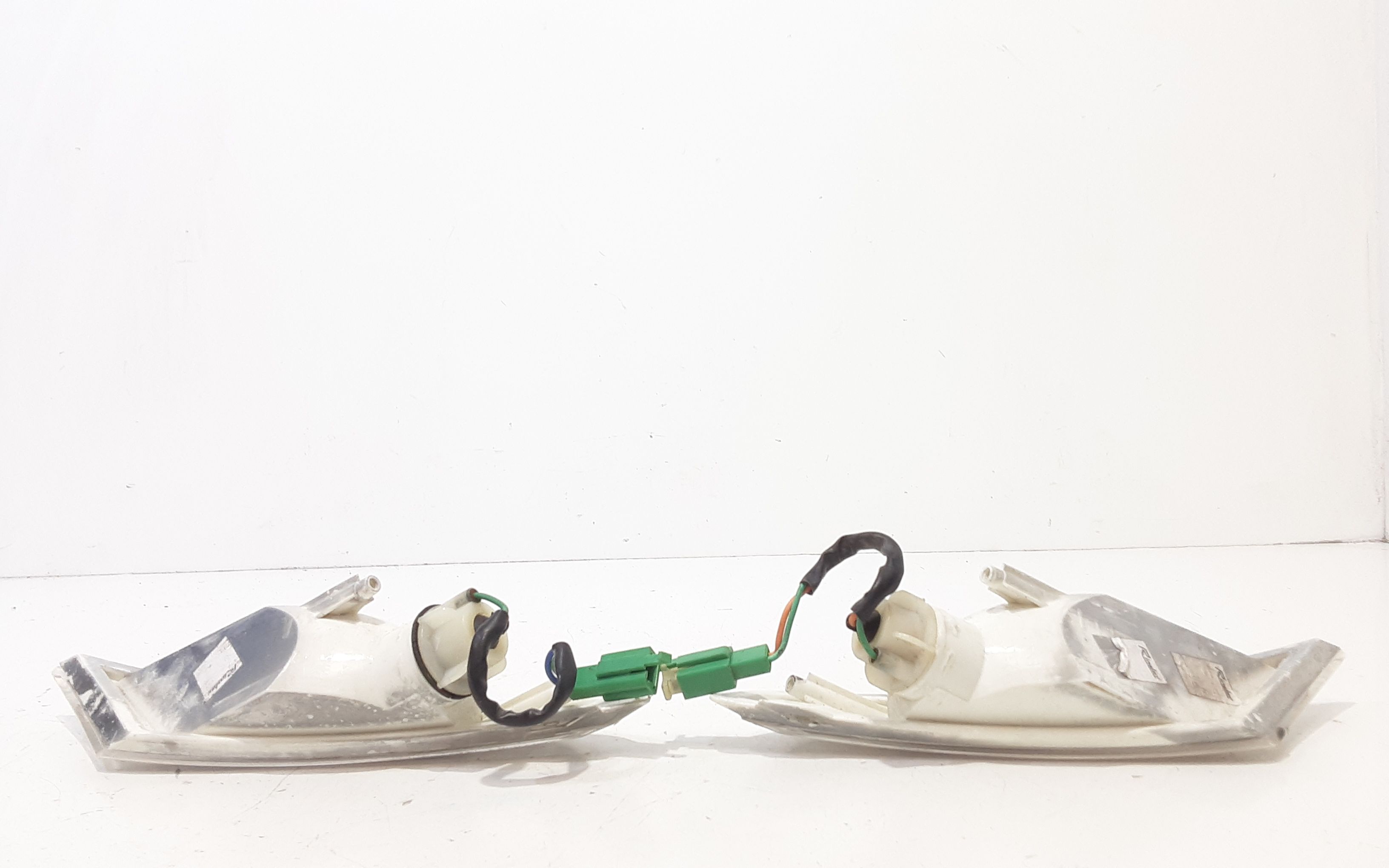 Coppia frecce anteriori PEUGEOT Geopolis 300cc (10>13)