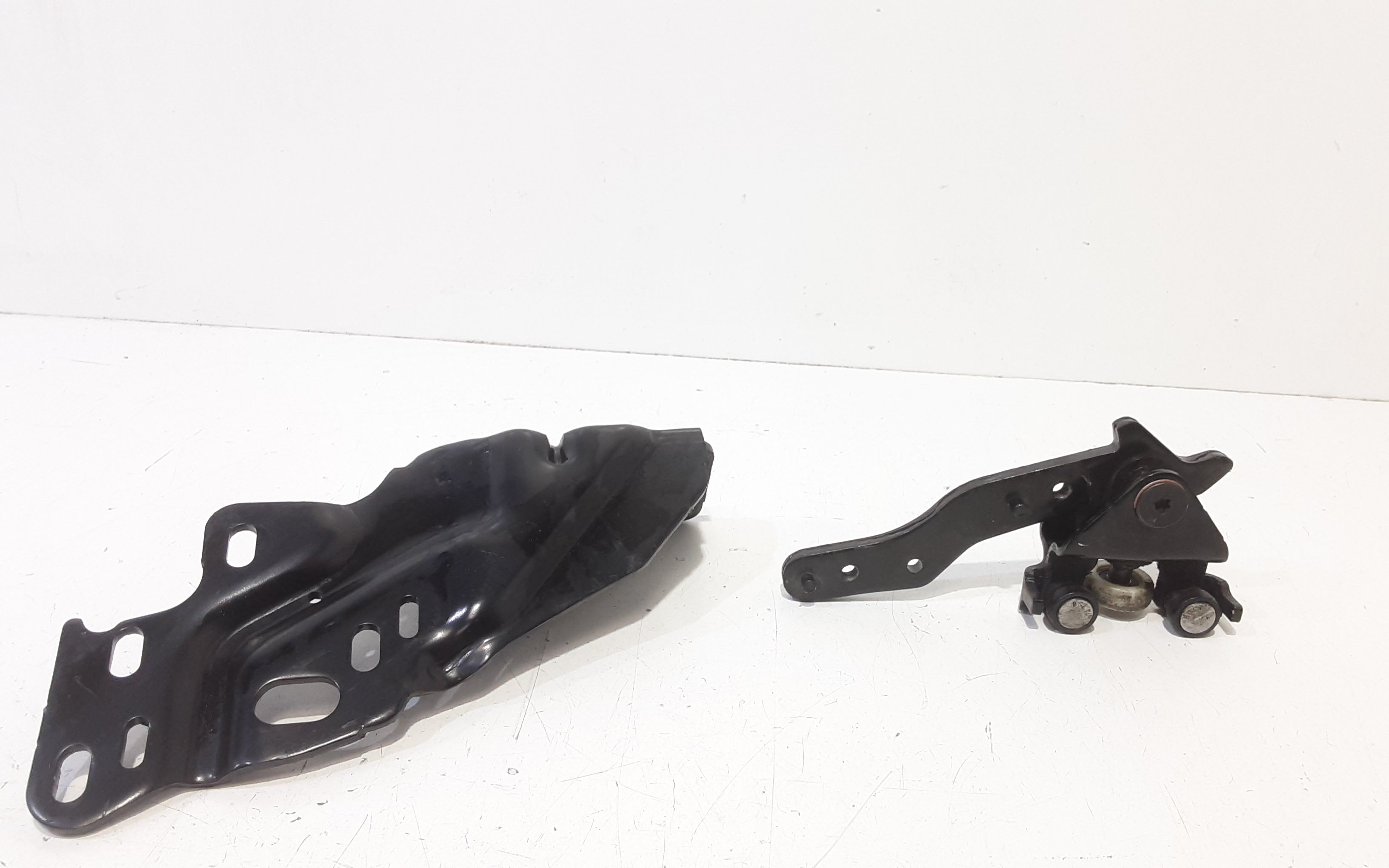 Cerniera portello posteriore DX passeggero FORD B - Max Berlina