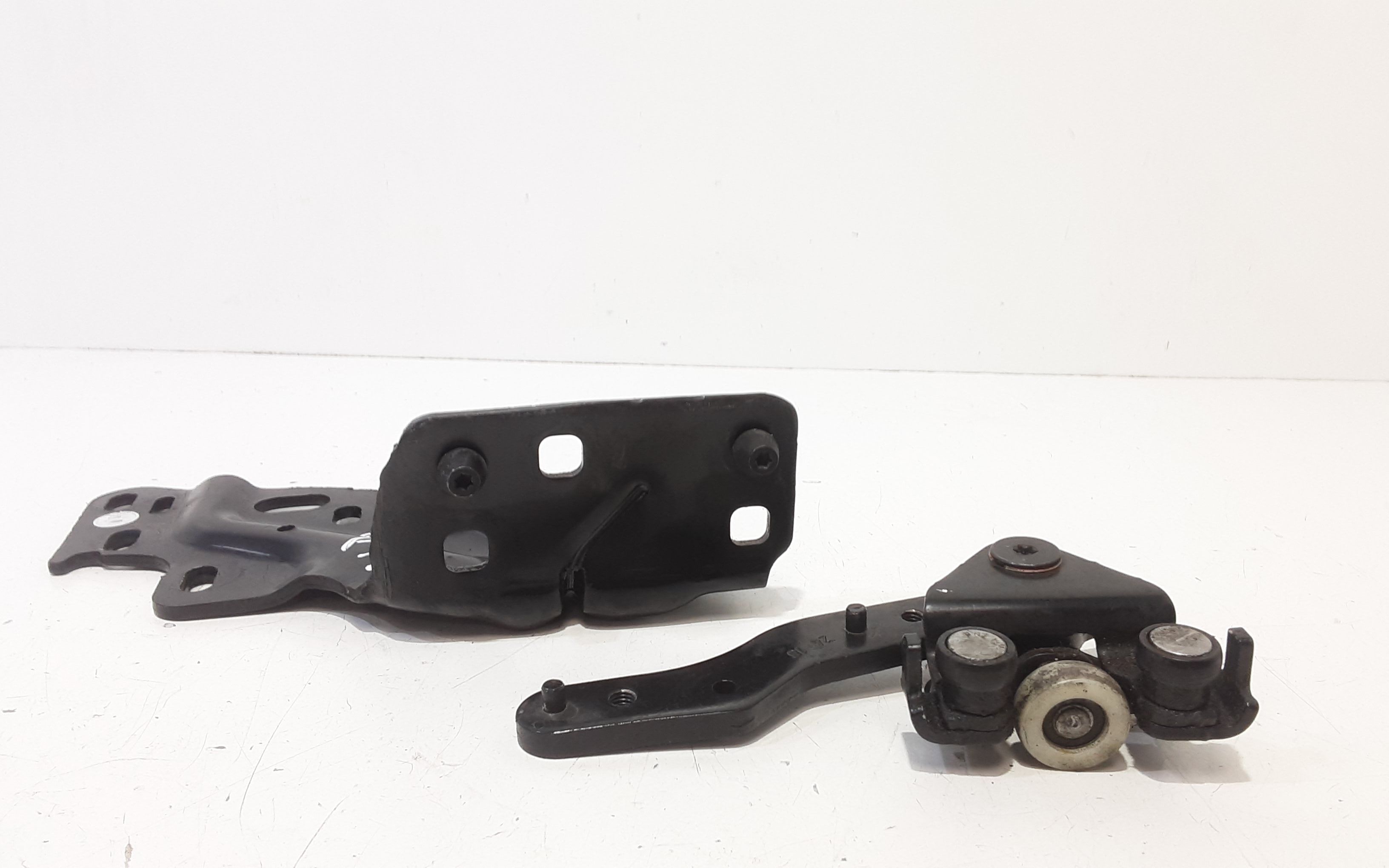 Cerniera portello posteriore DX passeggero FORD B - Max Berlina