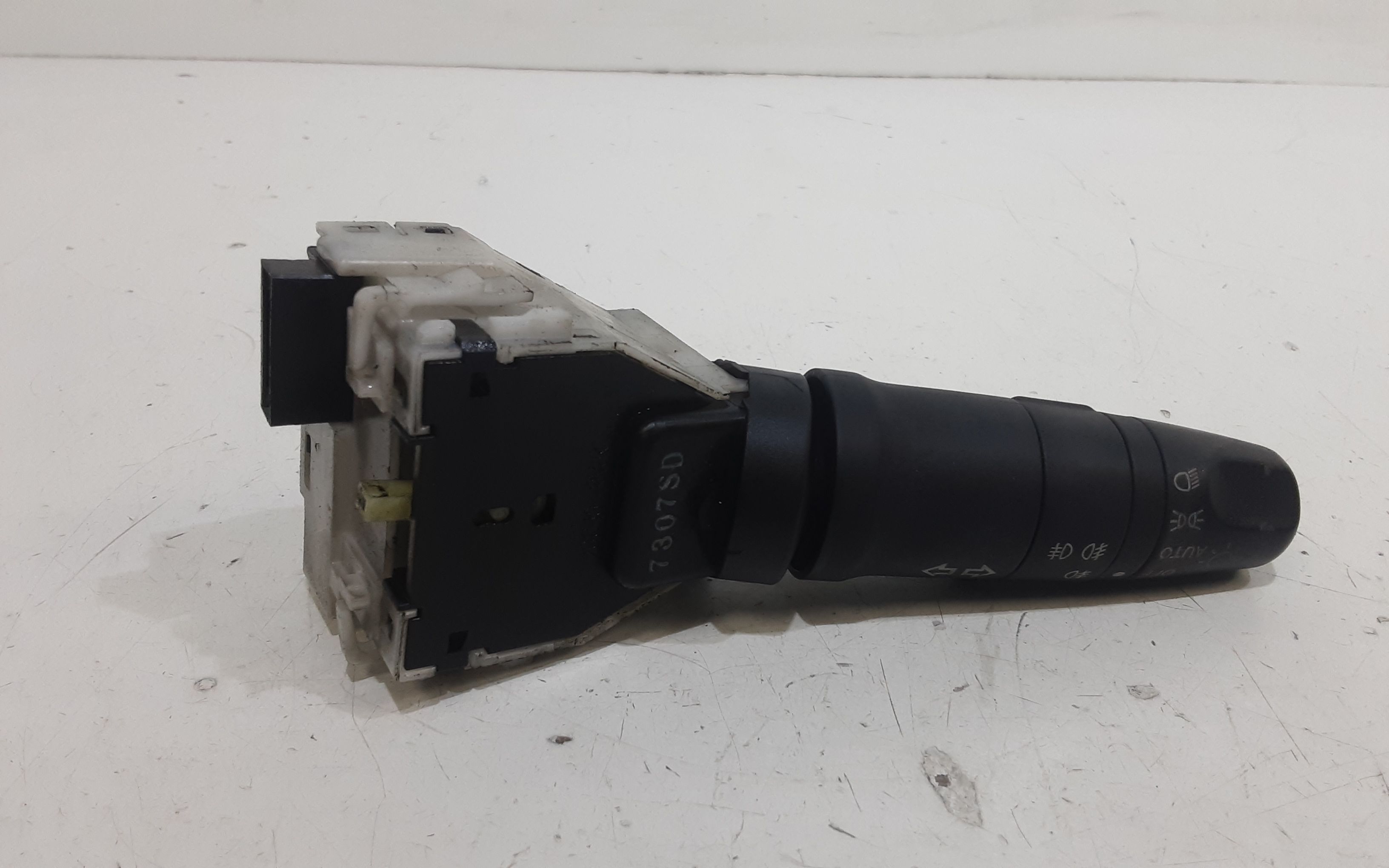 Devioluci sinistro NISSAN Note 2 Serie