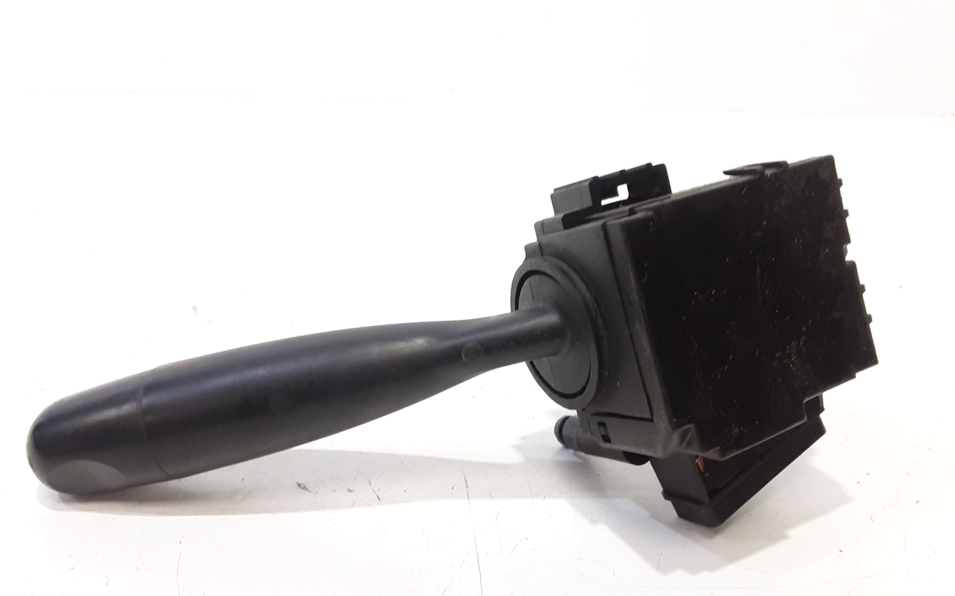 Devioluci destro SUZUKI Swift 4 Serie (04>10)