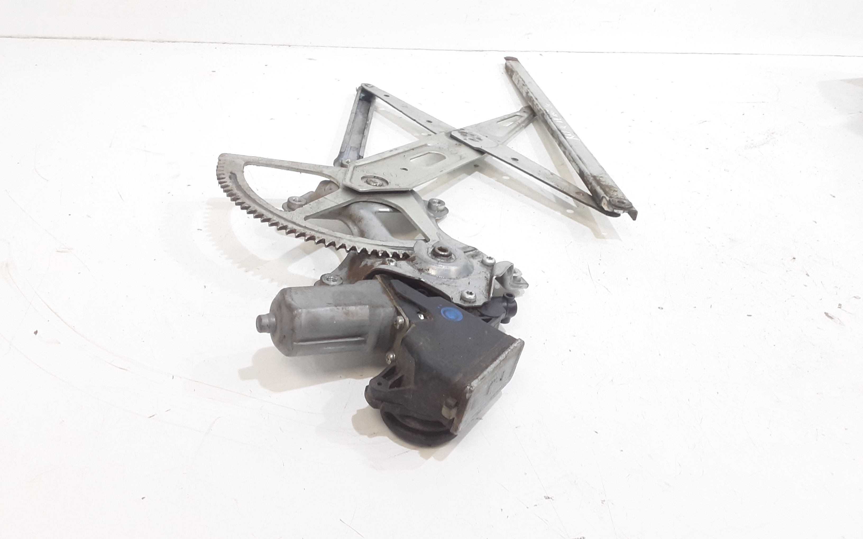 Cremagliera anteriore sinistra Guida TOYOTA Rav4 5 Serie