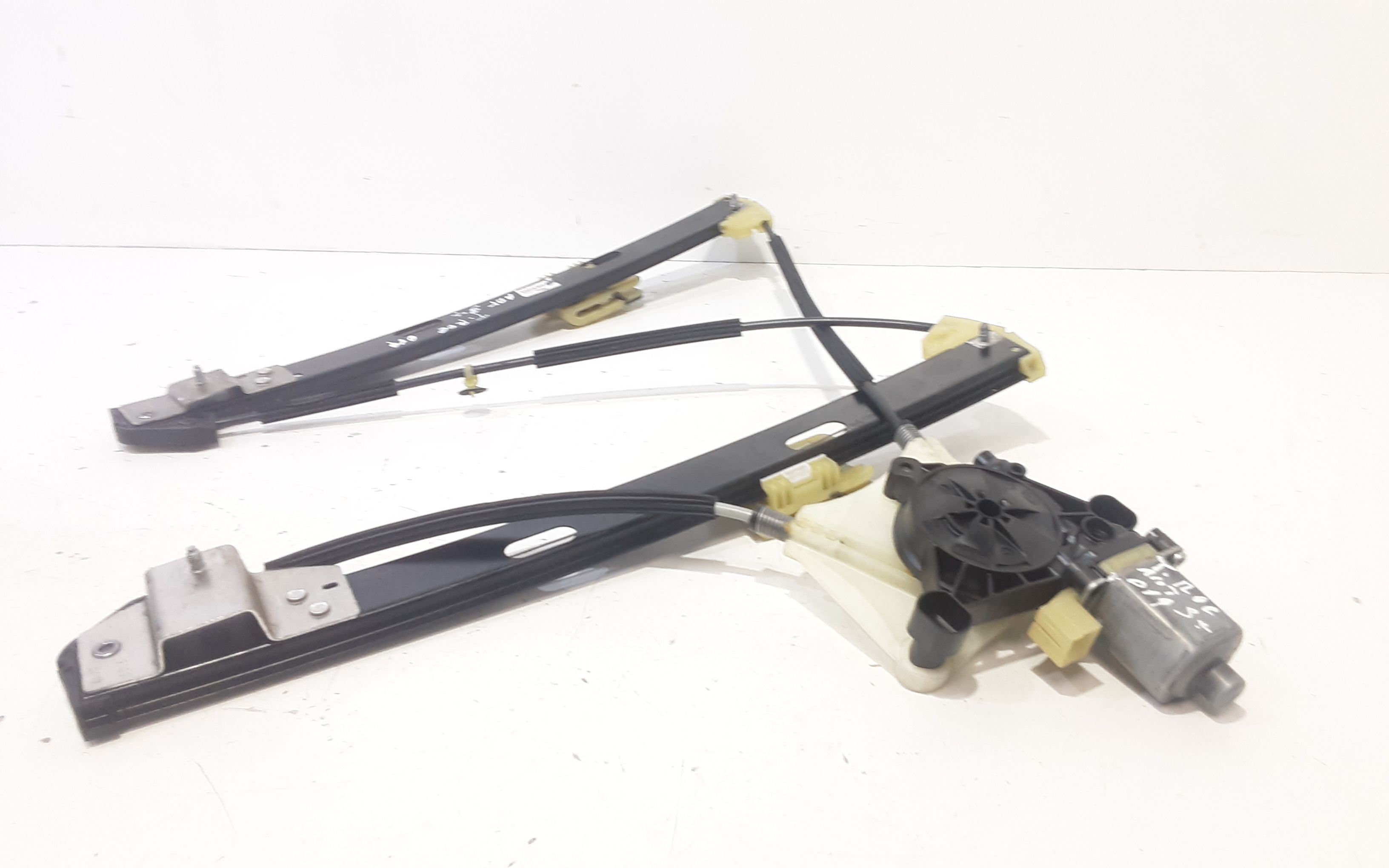 Cremagliera anteriore sinistra Guida VOLKSWAGEN T-Roc Serie