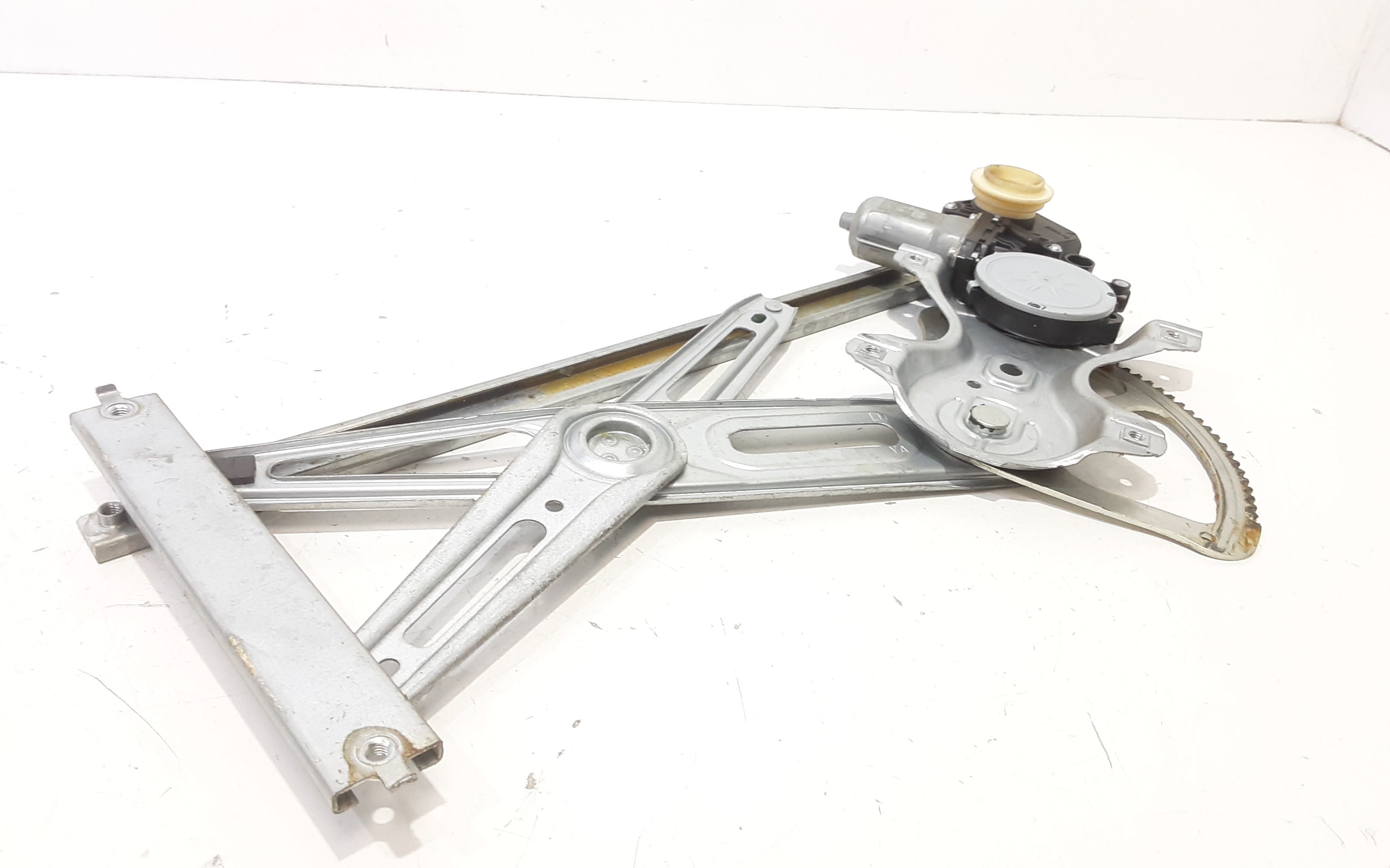 Cremagliera anteriore sinistra Guida TOYOTA Yaris Serie (08>11)