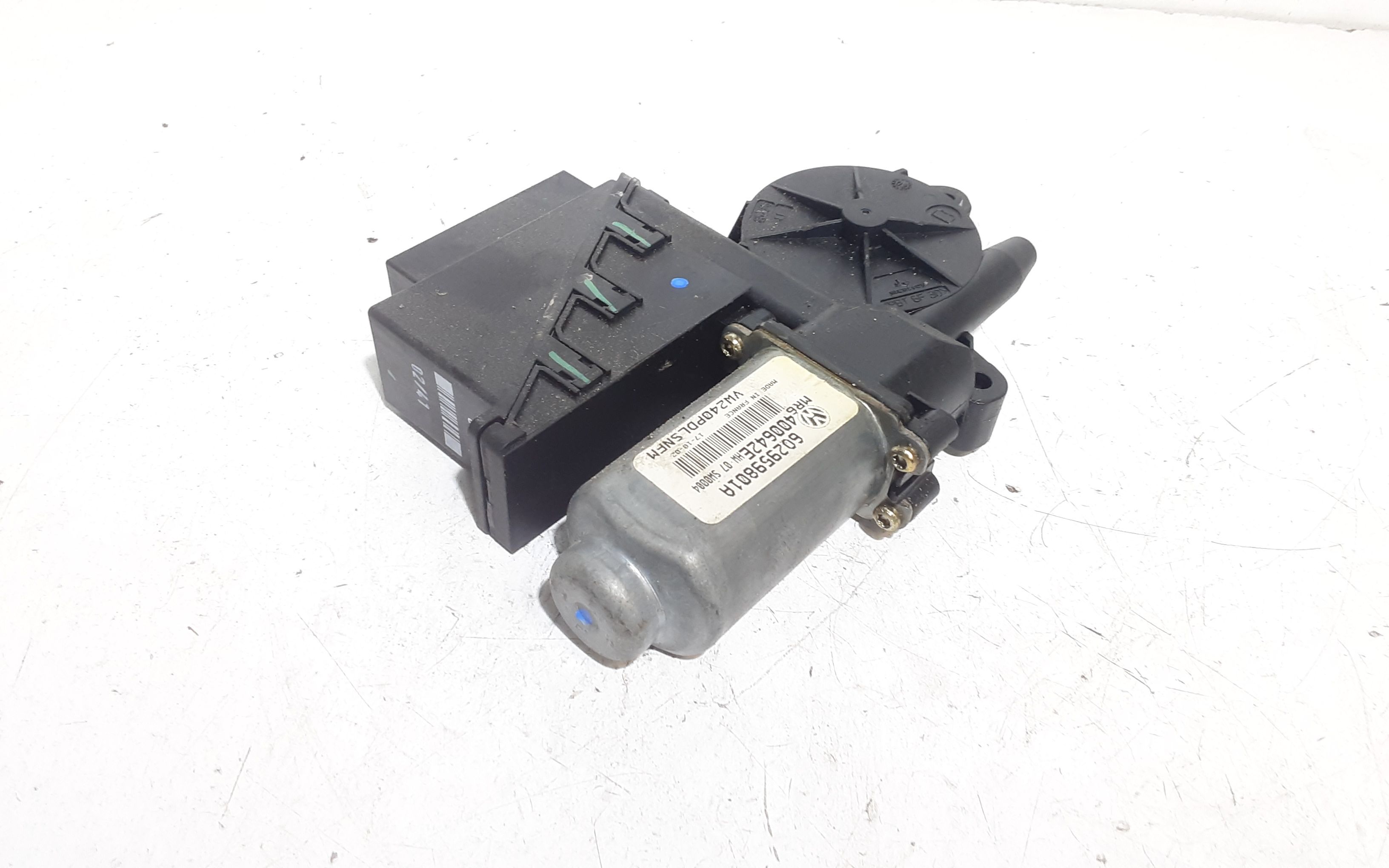 Motorino Alzavetro anteriore destra VOLKSWAGEN Polo 4 Serie