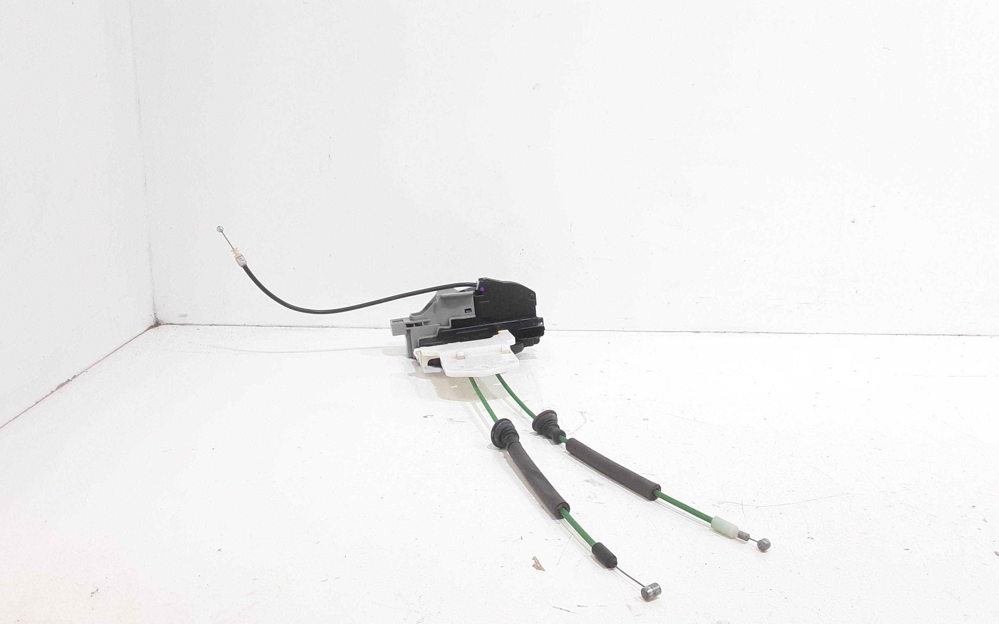 Serratura Posteriore Sinistra HYUNDAI i30 Serie (07>11)