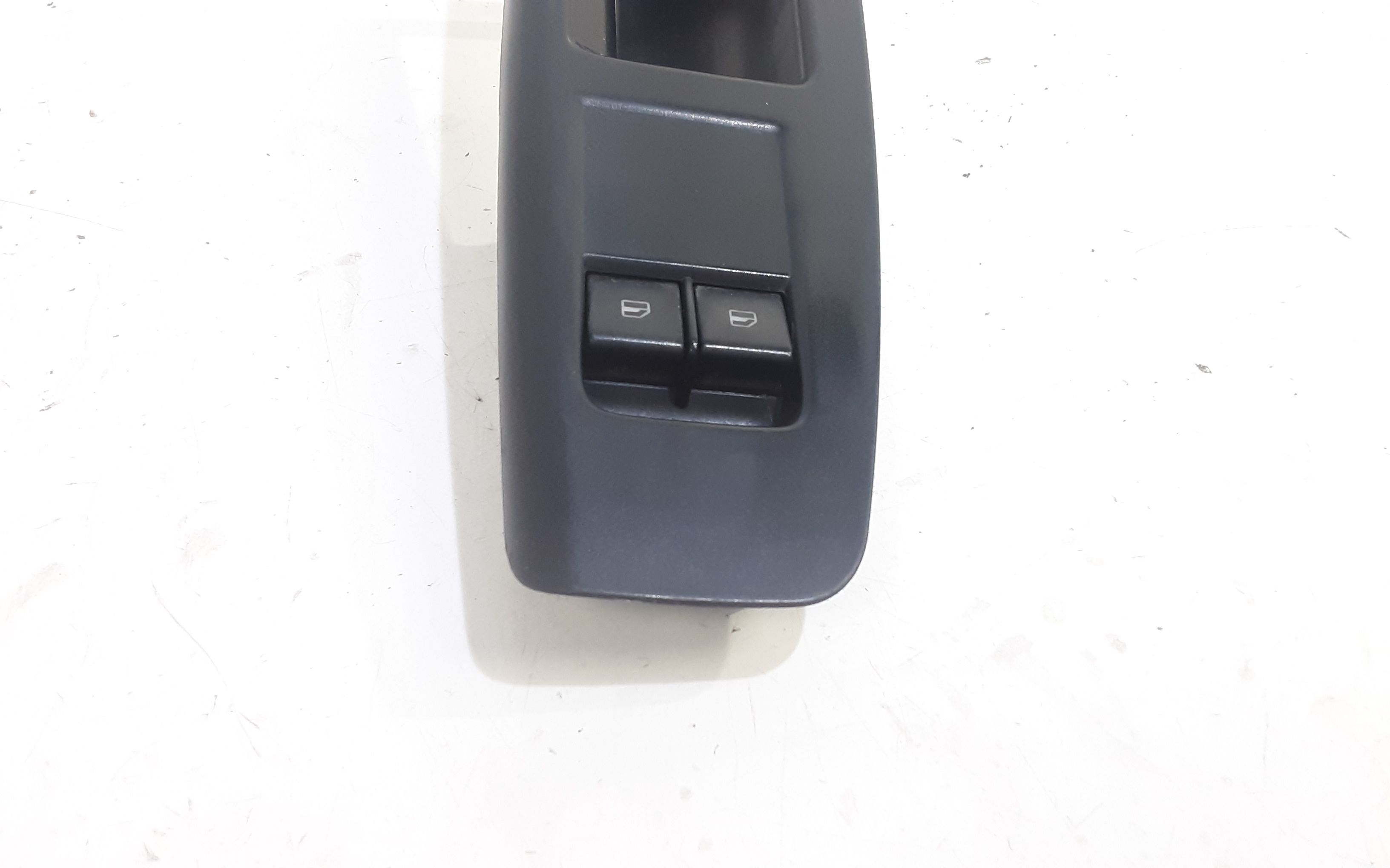 Pulsantiera anteriore sinistra Guida VOLKSWAGEN Polo 4 Serie