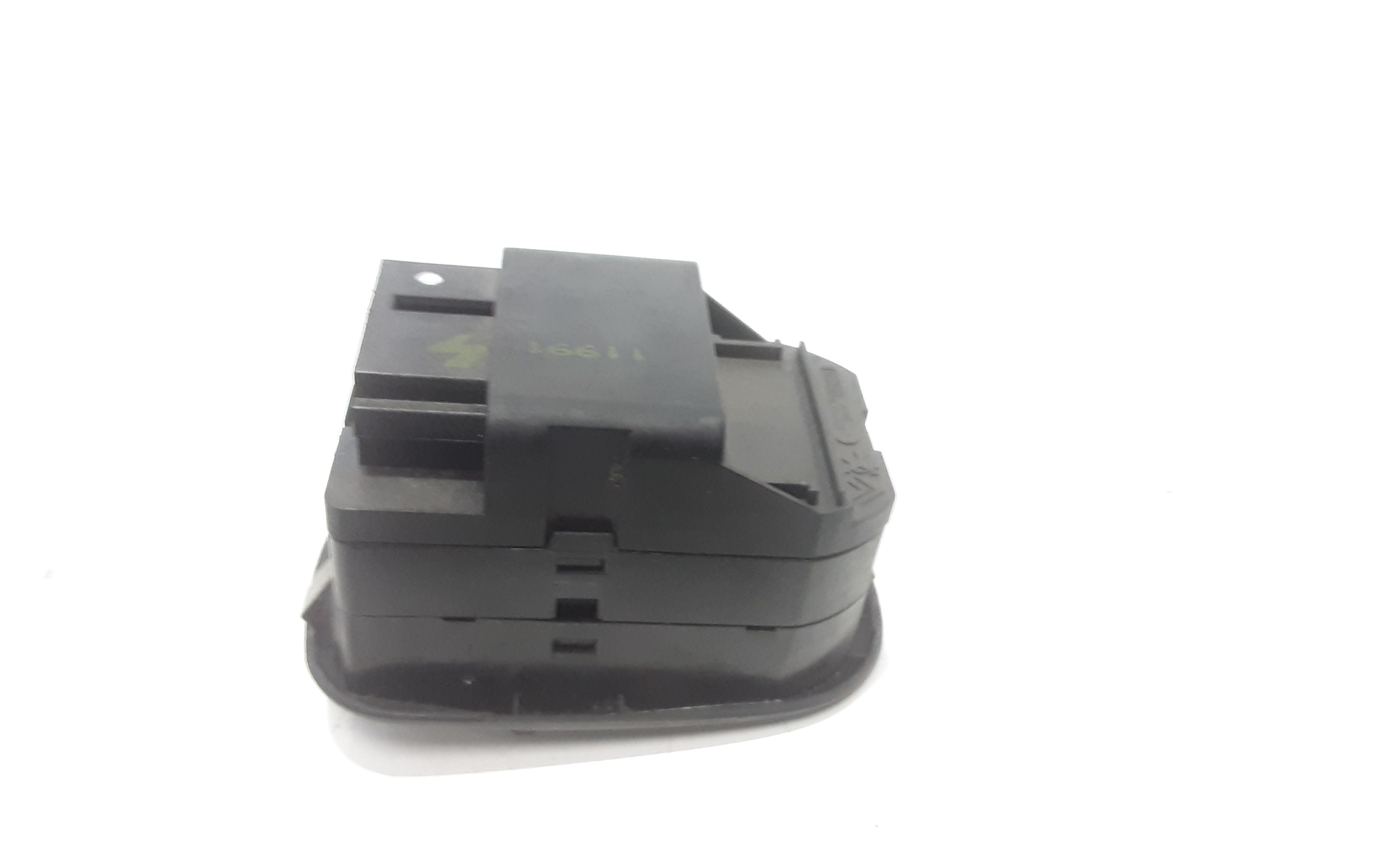 Pulsantiera anteriore sinistra Guida FIAT Scudo 2 Serie