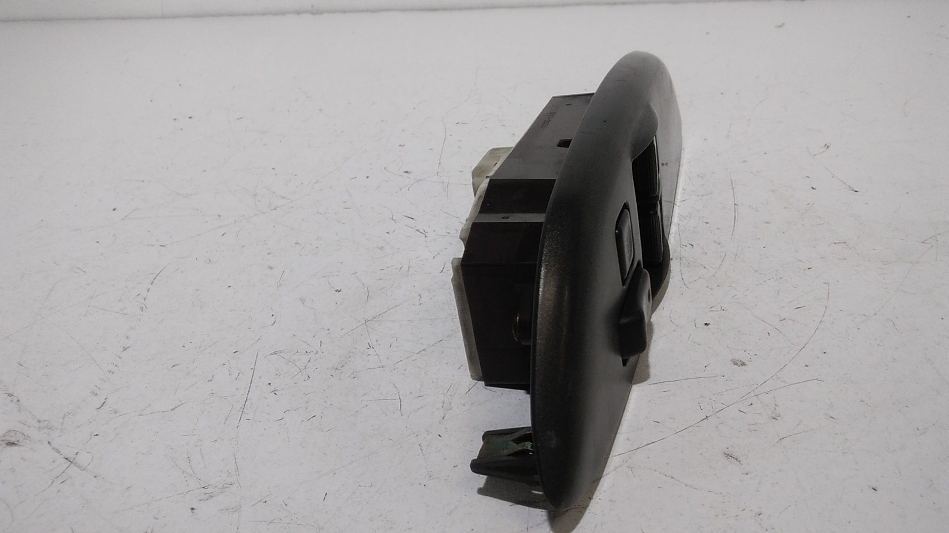 Pulsantiera anteriore sinistra Guida TOYOTA Yaris Serie (03>05)