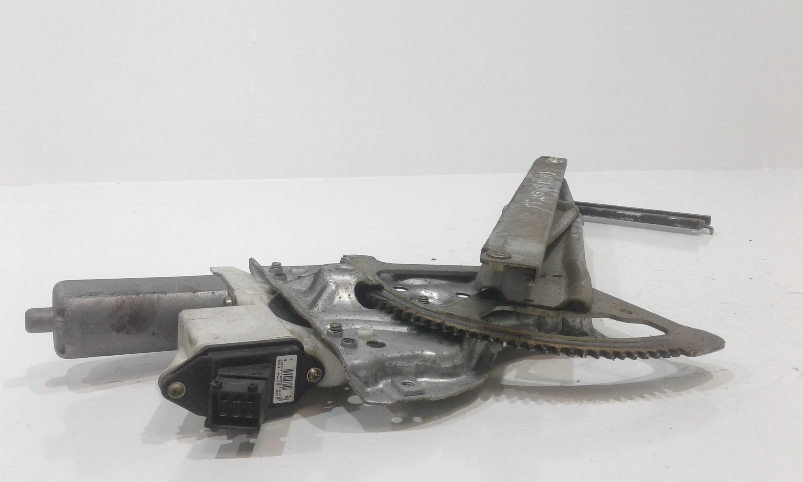 Cremagliera anteriore sinistra Guida TOYOTA Corolla Berlina 4 Serie