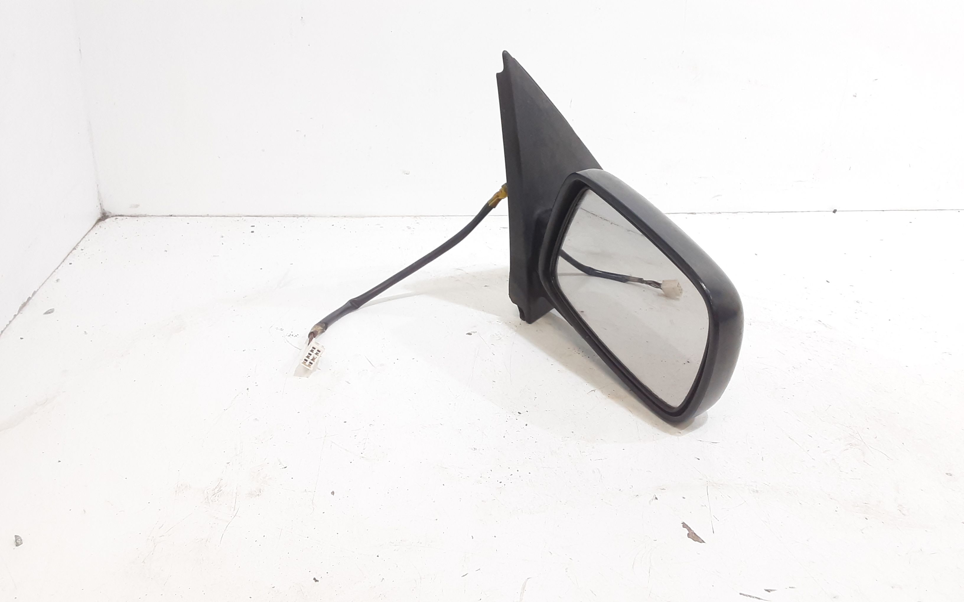 Specchietto Retrovisore Destro TOYOTA Yaris Serie (99>03)