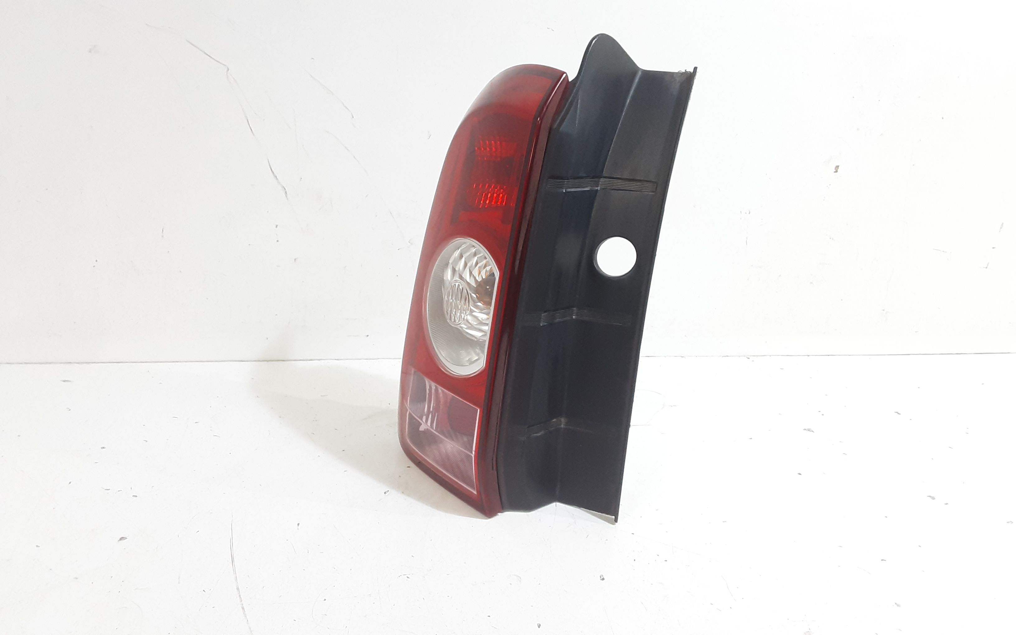 Stop fanale Posteriore sinistro lato Guida DACIA Duster 1 Serie